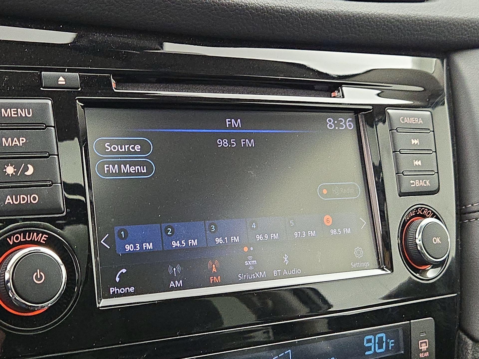 Thumbnail: 2019 Nissan Rogue - 16