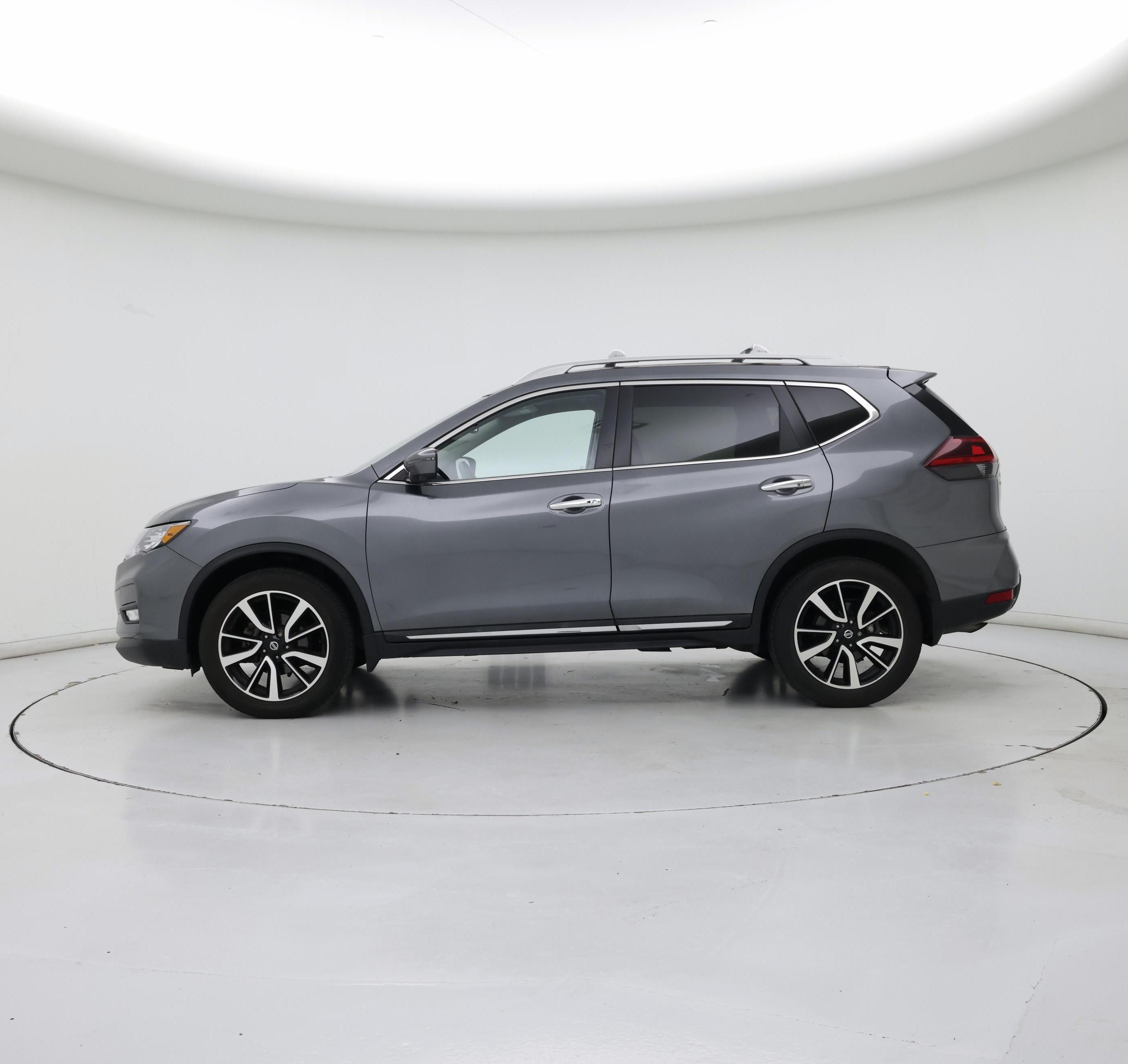 Thumbnail: 2019 Nissan Rogue - 3