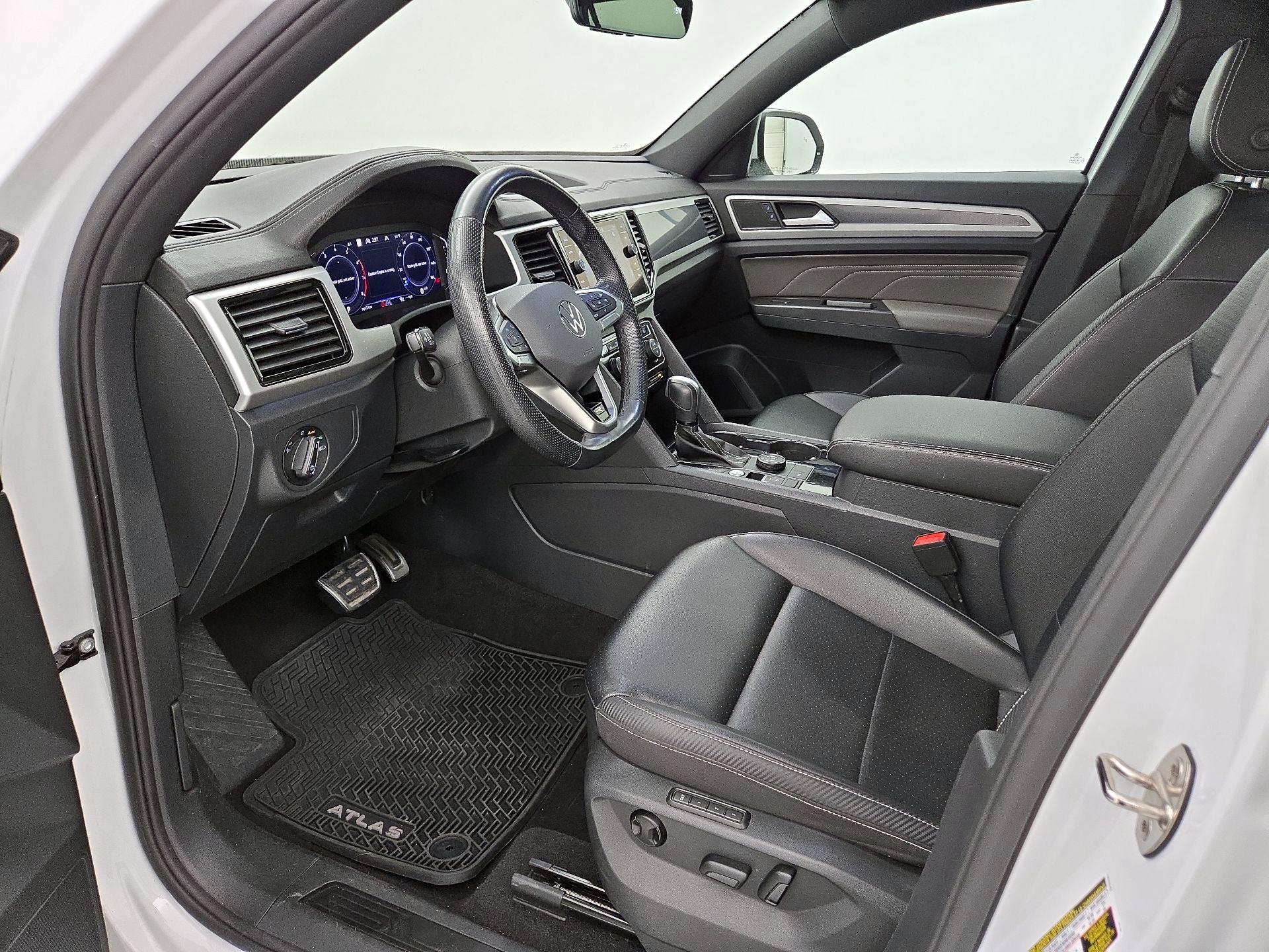 Thumbnail: 2022 Volkswagen Atlas - 11