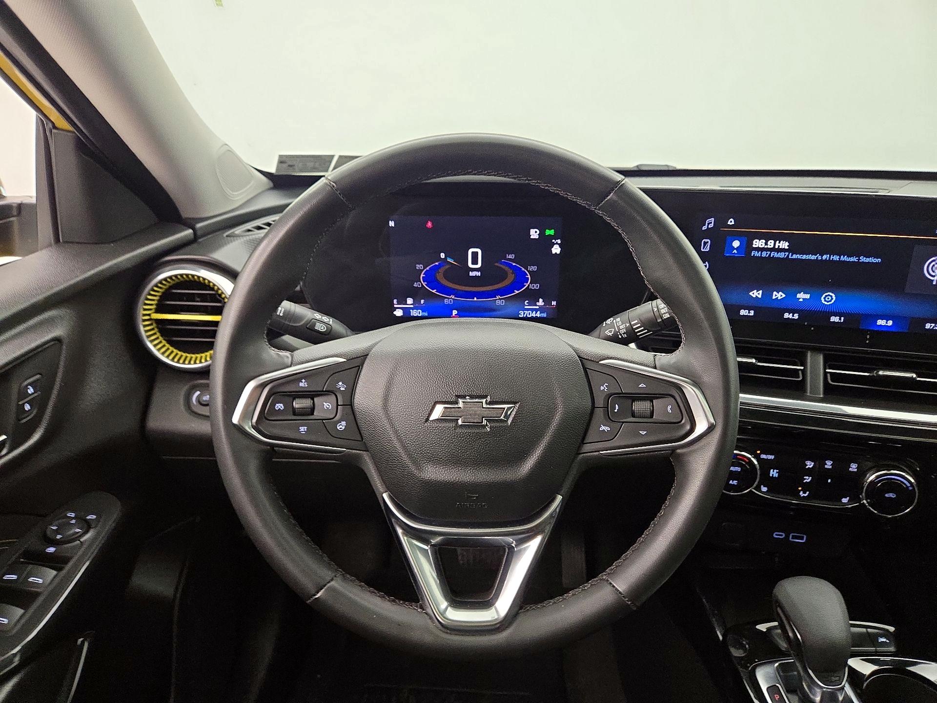 Thumbnail: 2024 Chevrolet Trax - 10