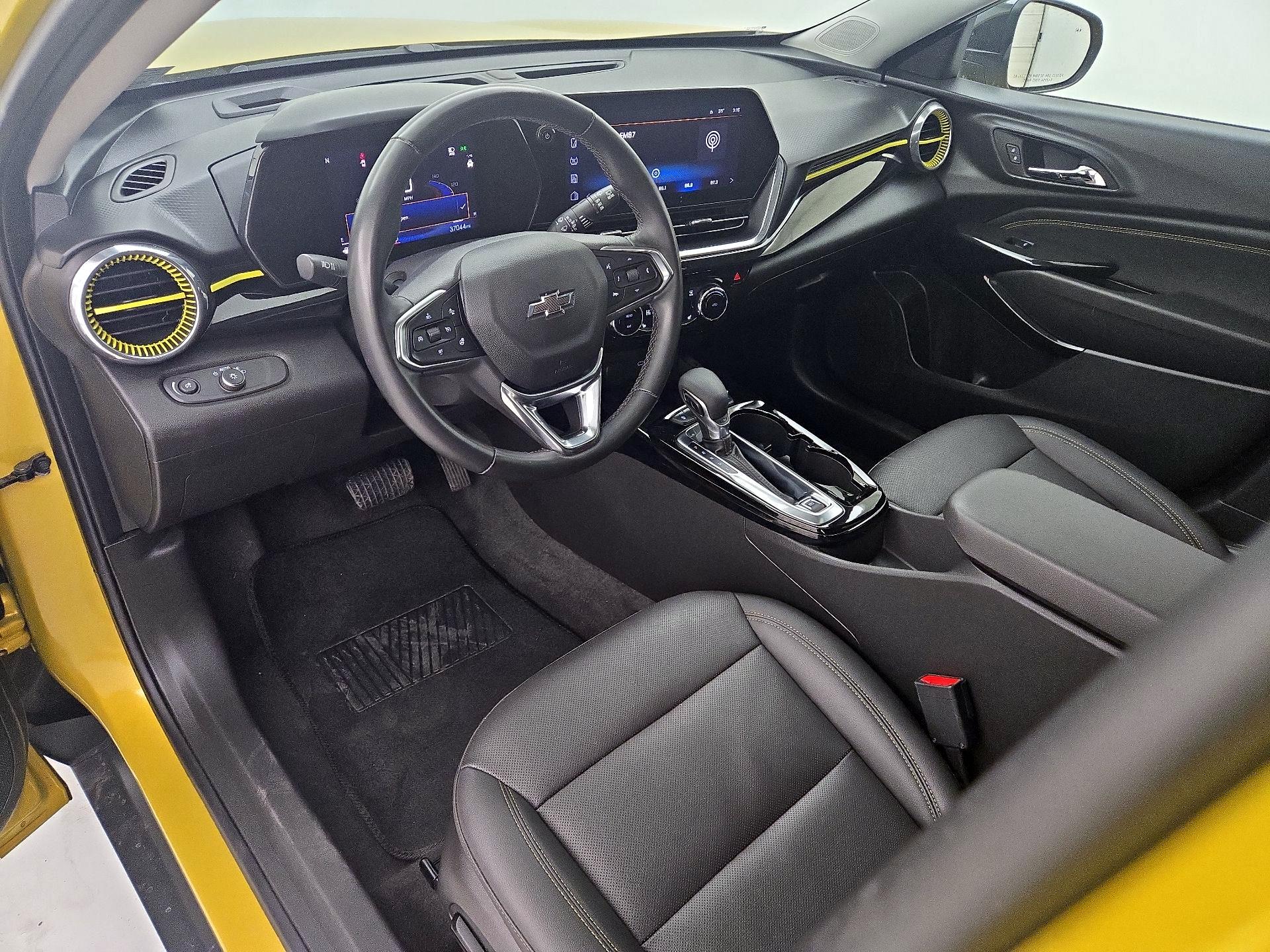 Thumbnail: 2024 Chevrolet Trax - 11