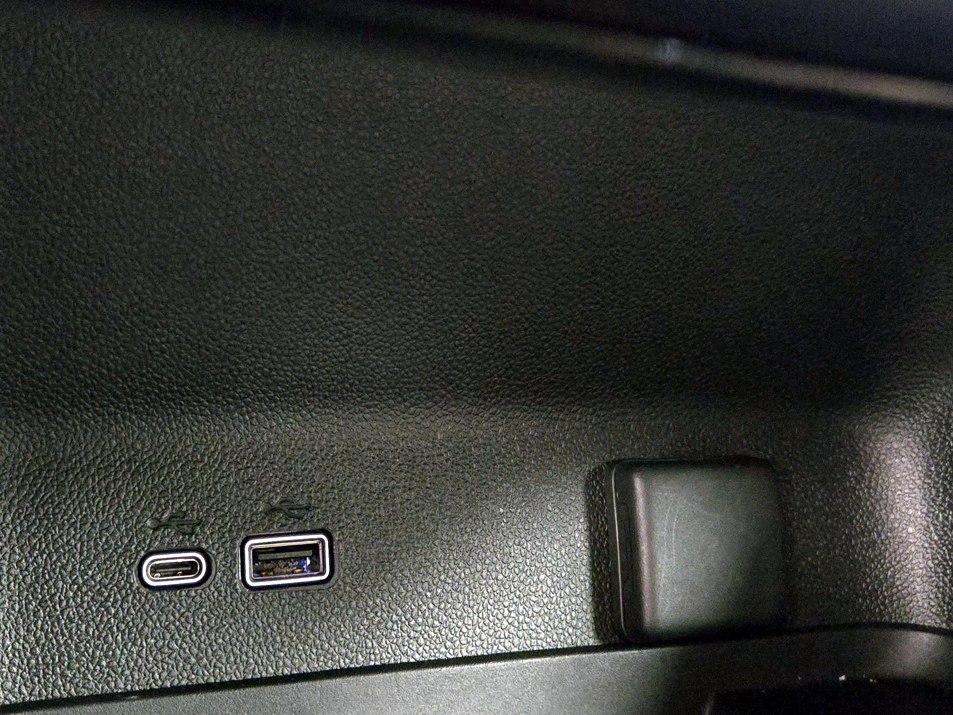 Thumbnail: 2024 Chevrolet Traverse - 17