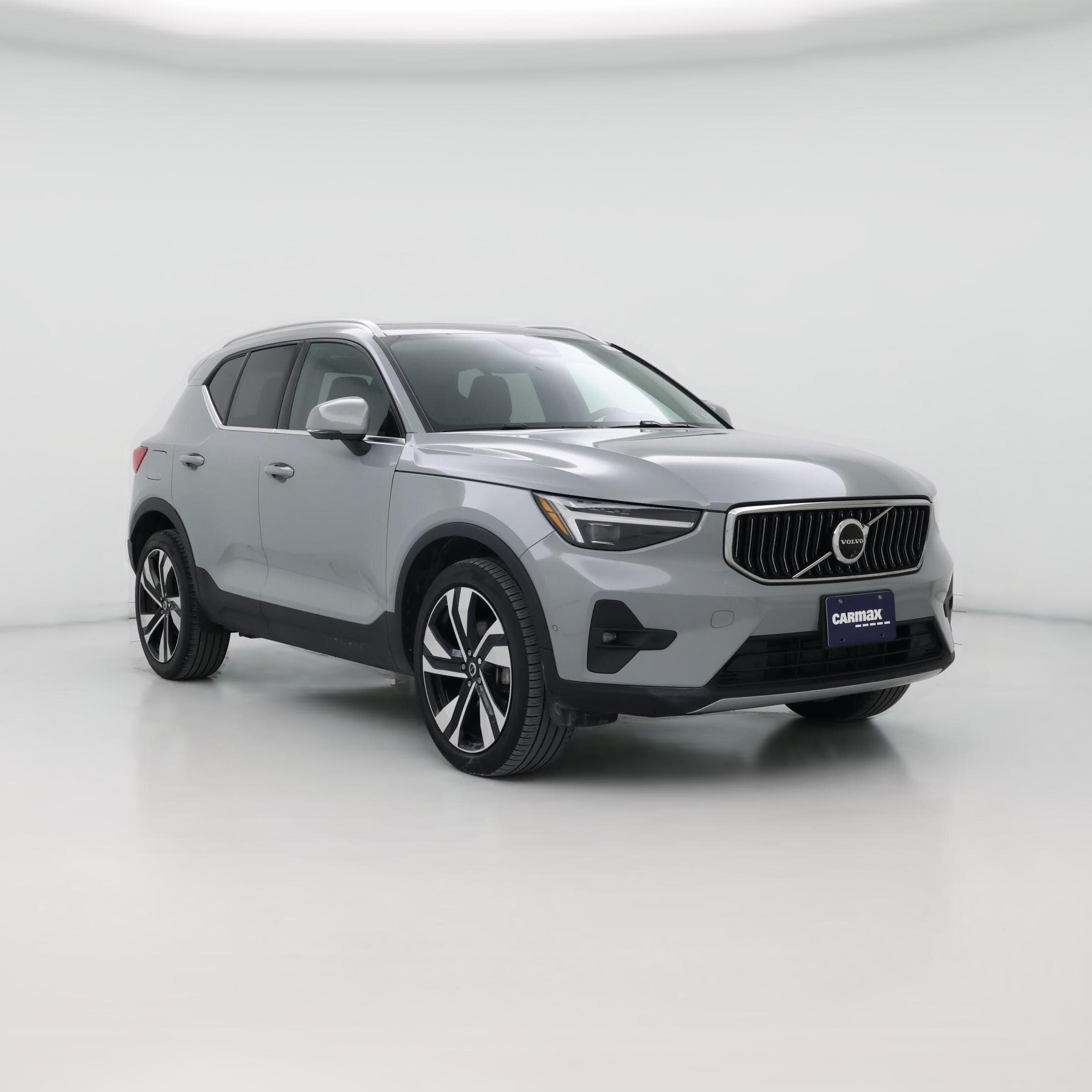 Thumbnail: 2024 Volvo XC40 - 1