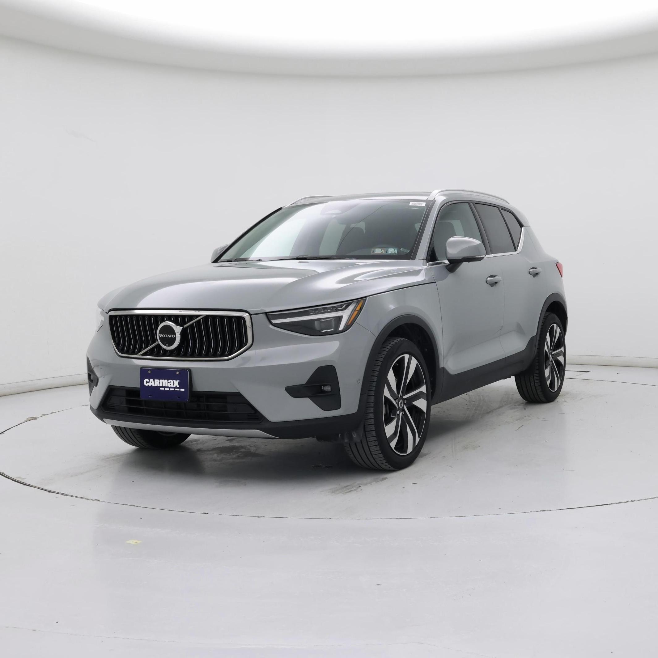 Thumbnail: 2024 Volvo XC40 - 4