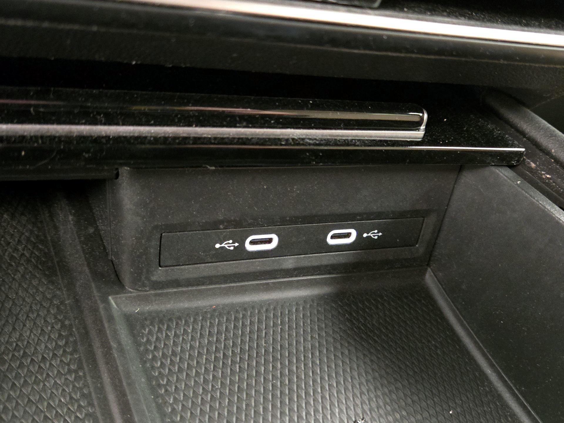 Thumbnail: 2024 Volkswagen Atlas - 17