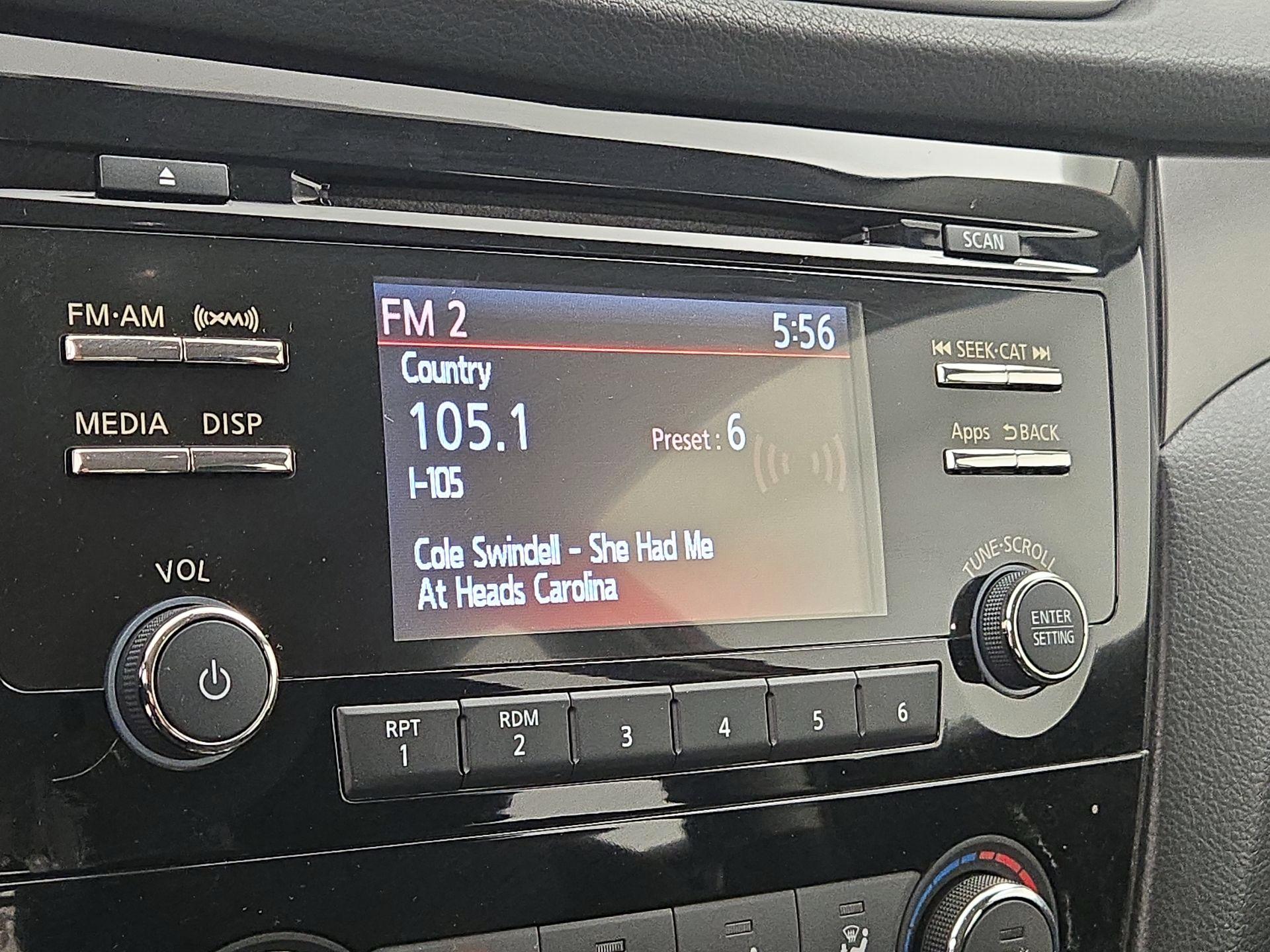 Thumbnail: 2015 Nissan Rogue - 14