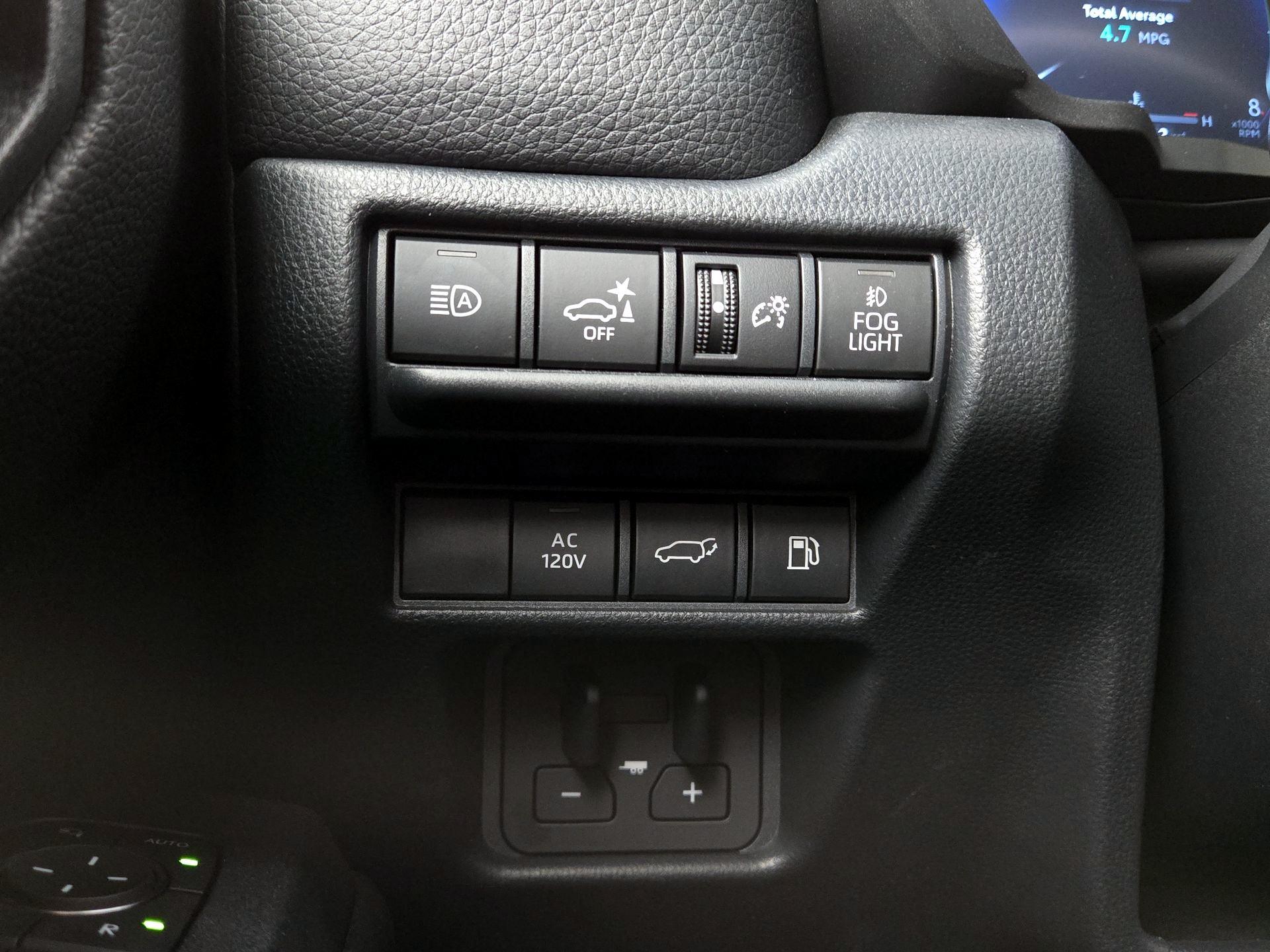 Thumbnail: 2025 Toyota Land Cruiser - 13