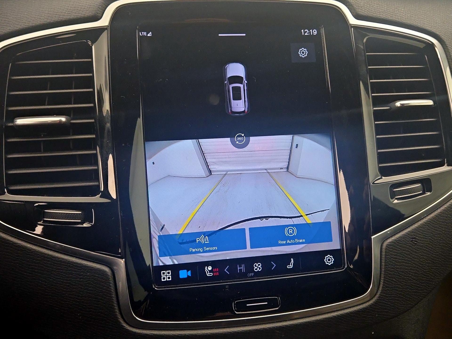 Thumbnail: 2023 Volvo XC90 - 14