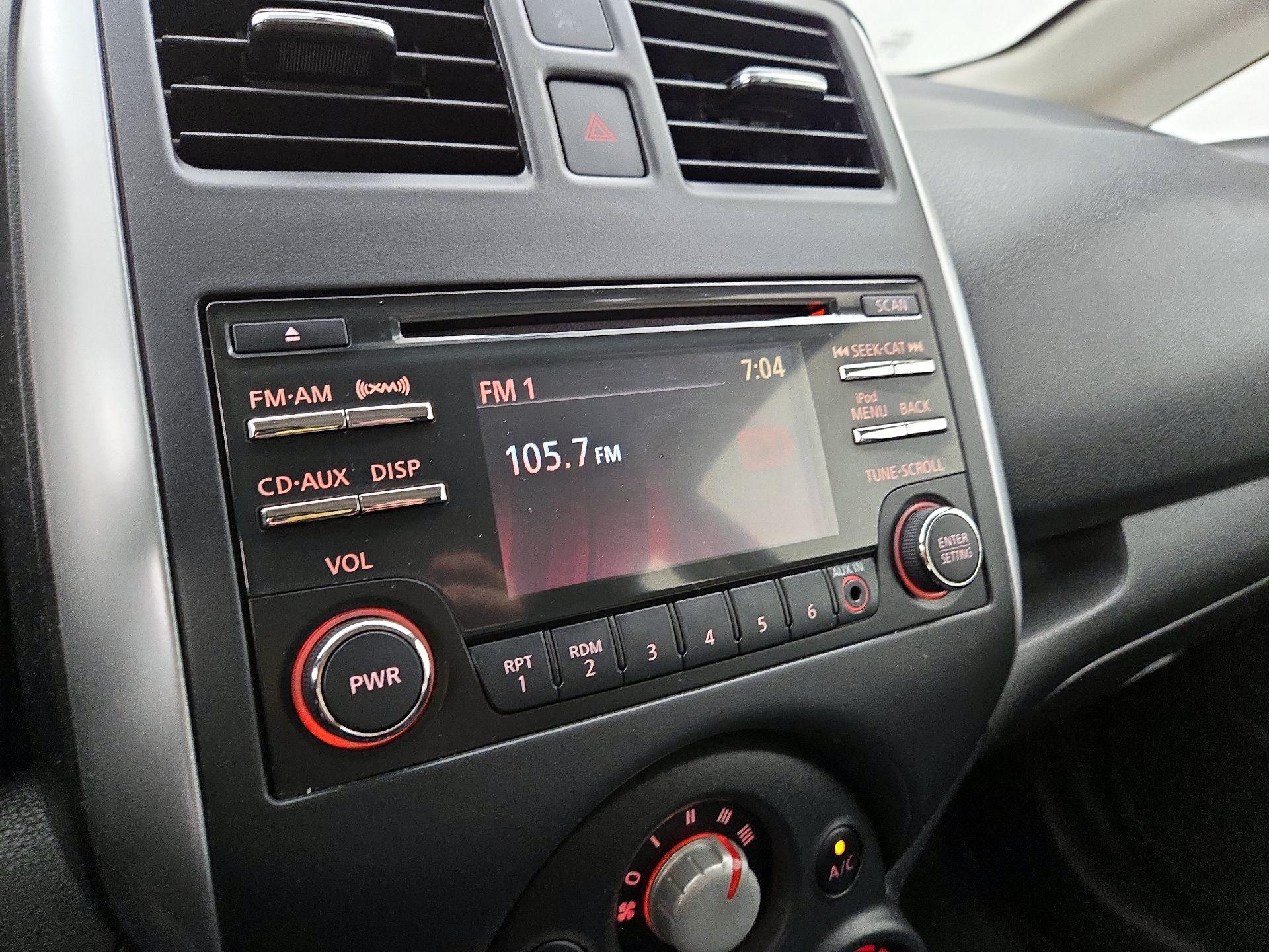 Thumbnail: 2014 Nissan Versa Note - 15