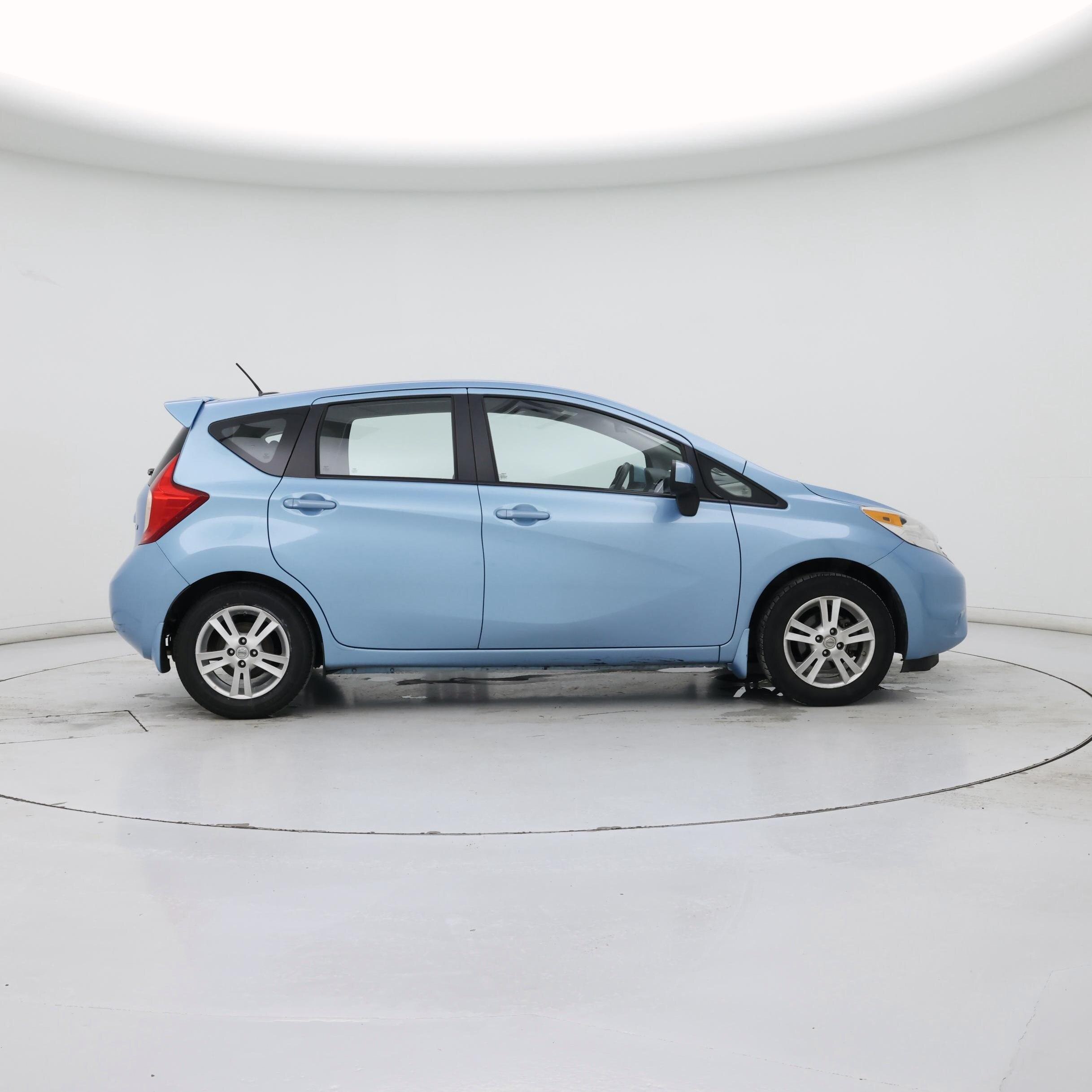 Thumbnail: 2014 Nissan Versa Note - 7