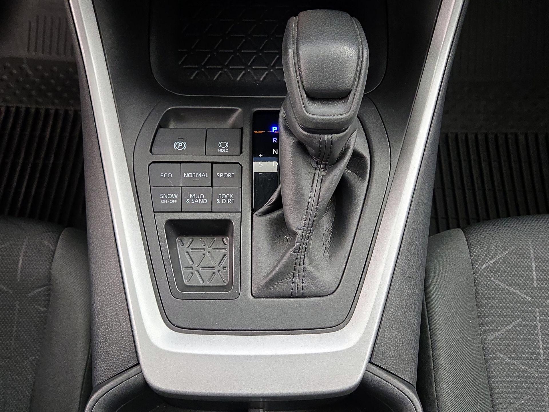 Thumbnail: 2025 Toyota RAV4 - 16