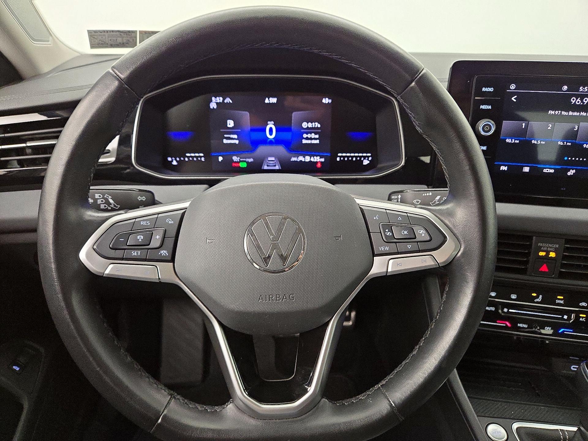 Thumbnail: 2025 Volkswagen Jetta - 10