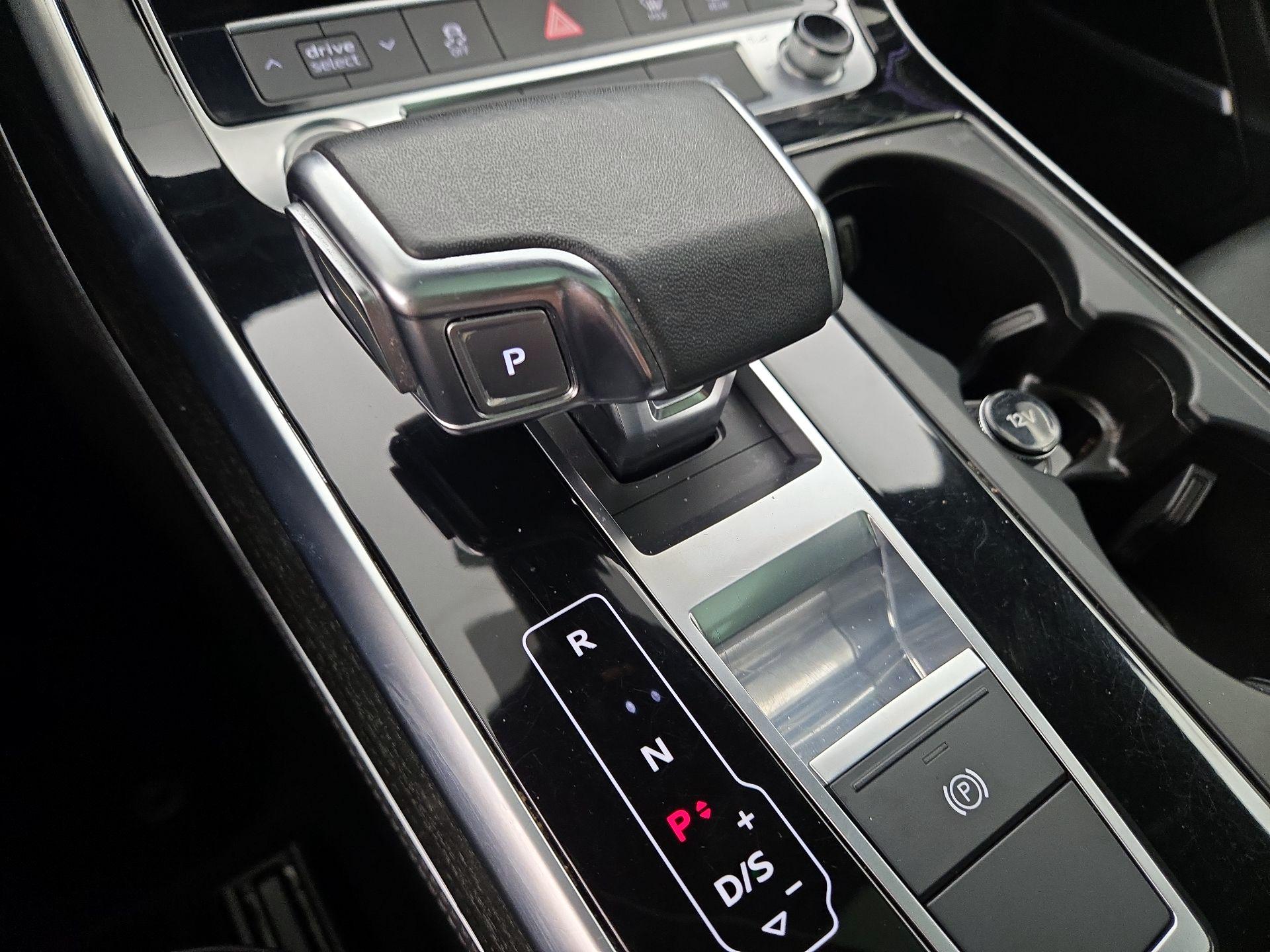 Thumbnail: 2023 Audi Q7 - 18