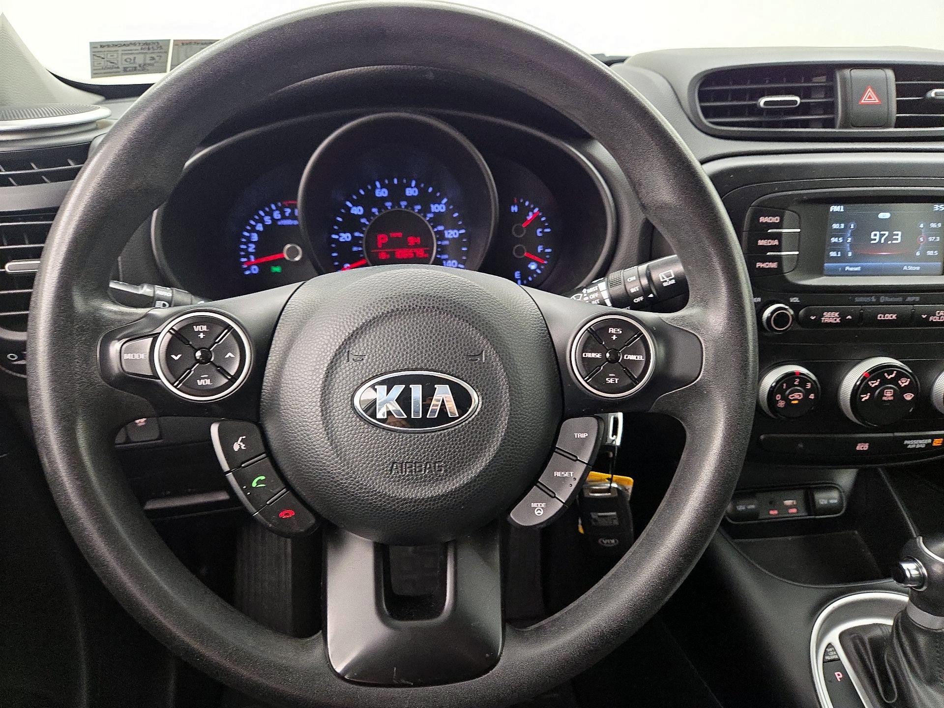 Thumbnail: 2016 Kia Soul - 10