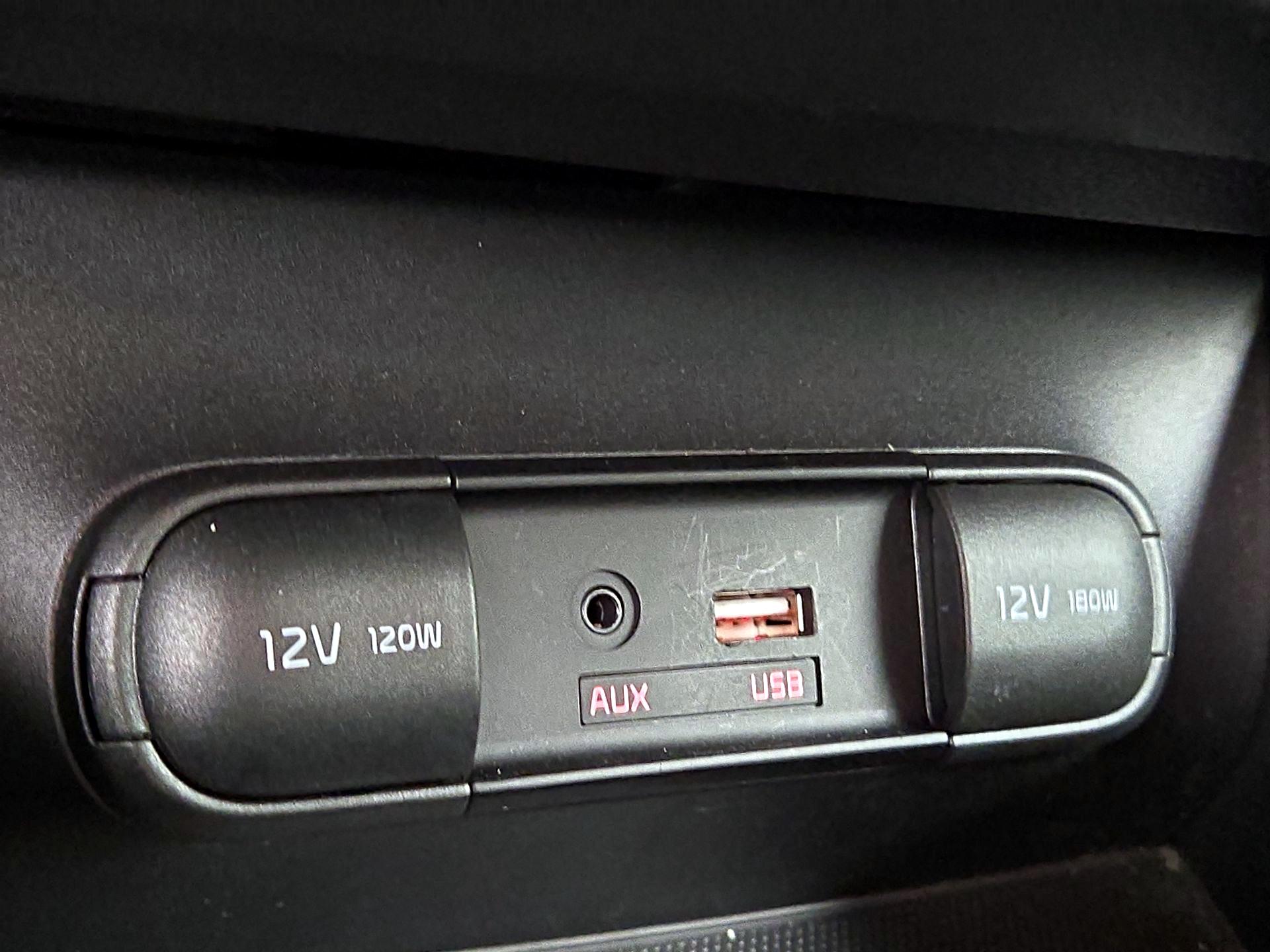 Thumbnail: 2016 Kia Soul - 17