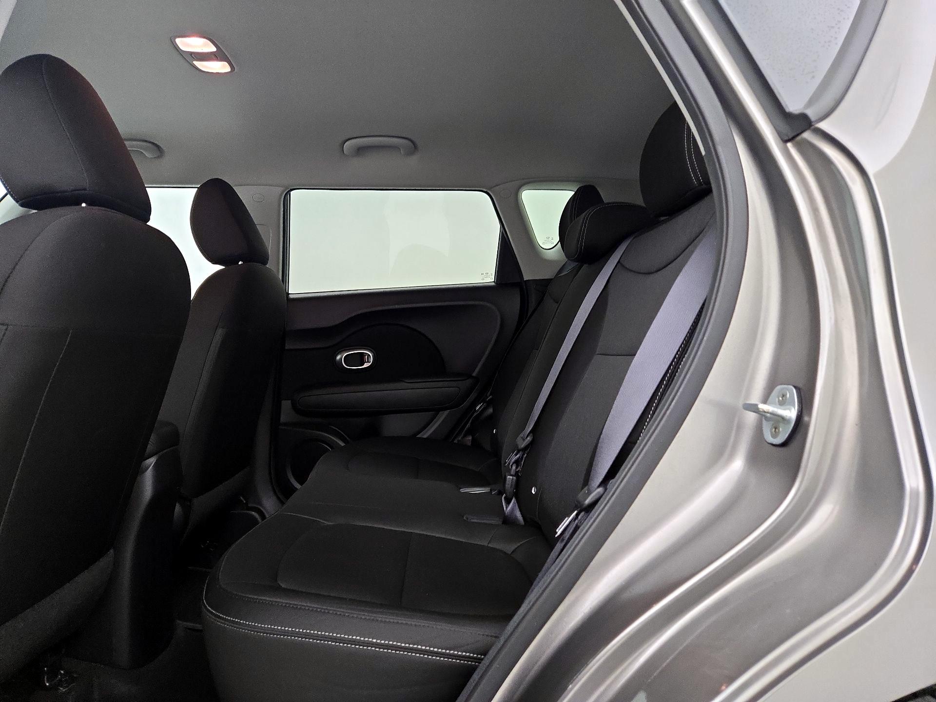 Thumbnail: 2016 Kia Soul - 18