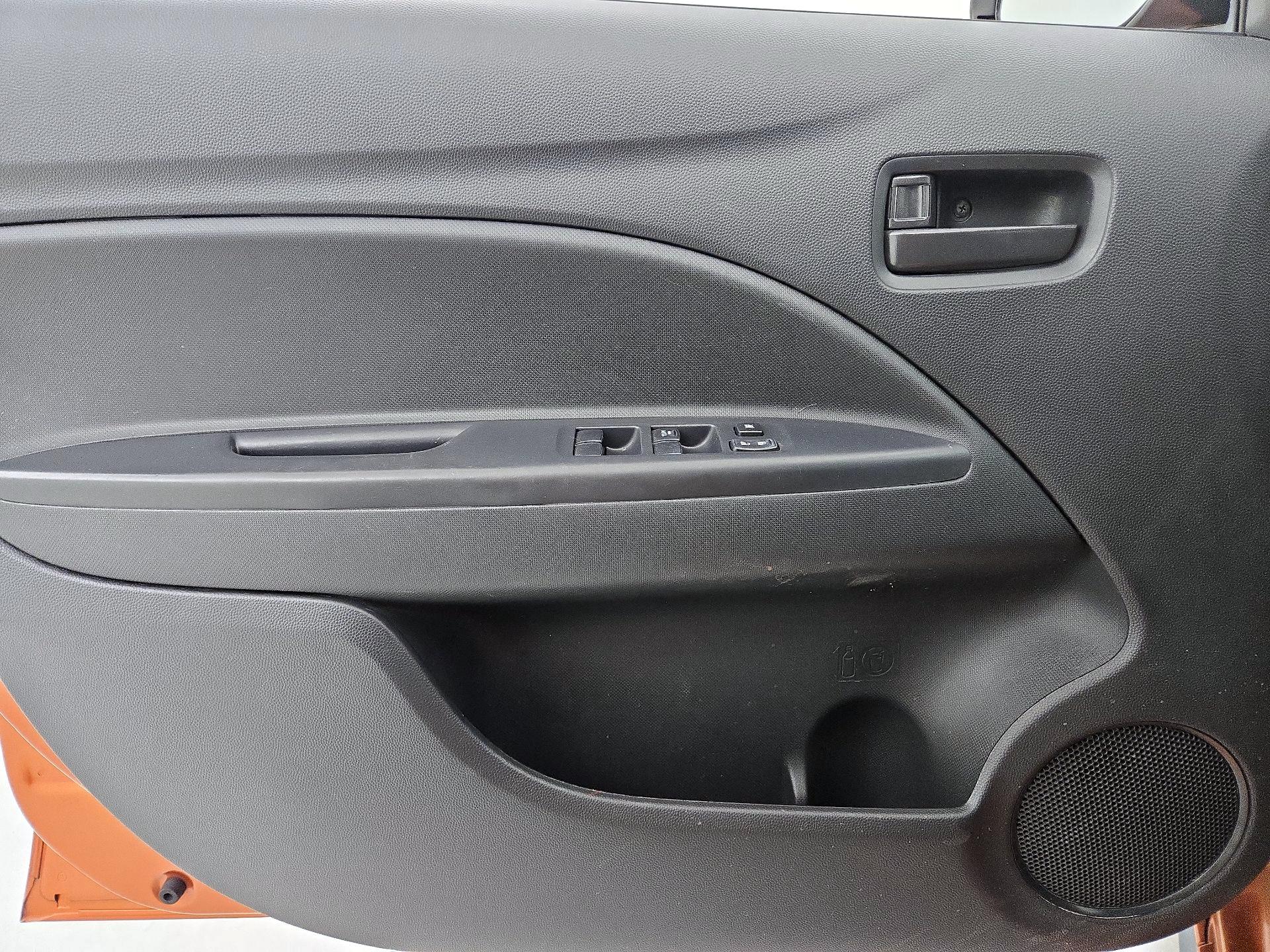 Thumbnail: 2019 Mitsubishi Mirage - 12