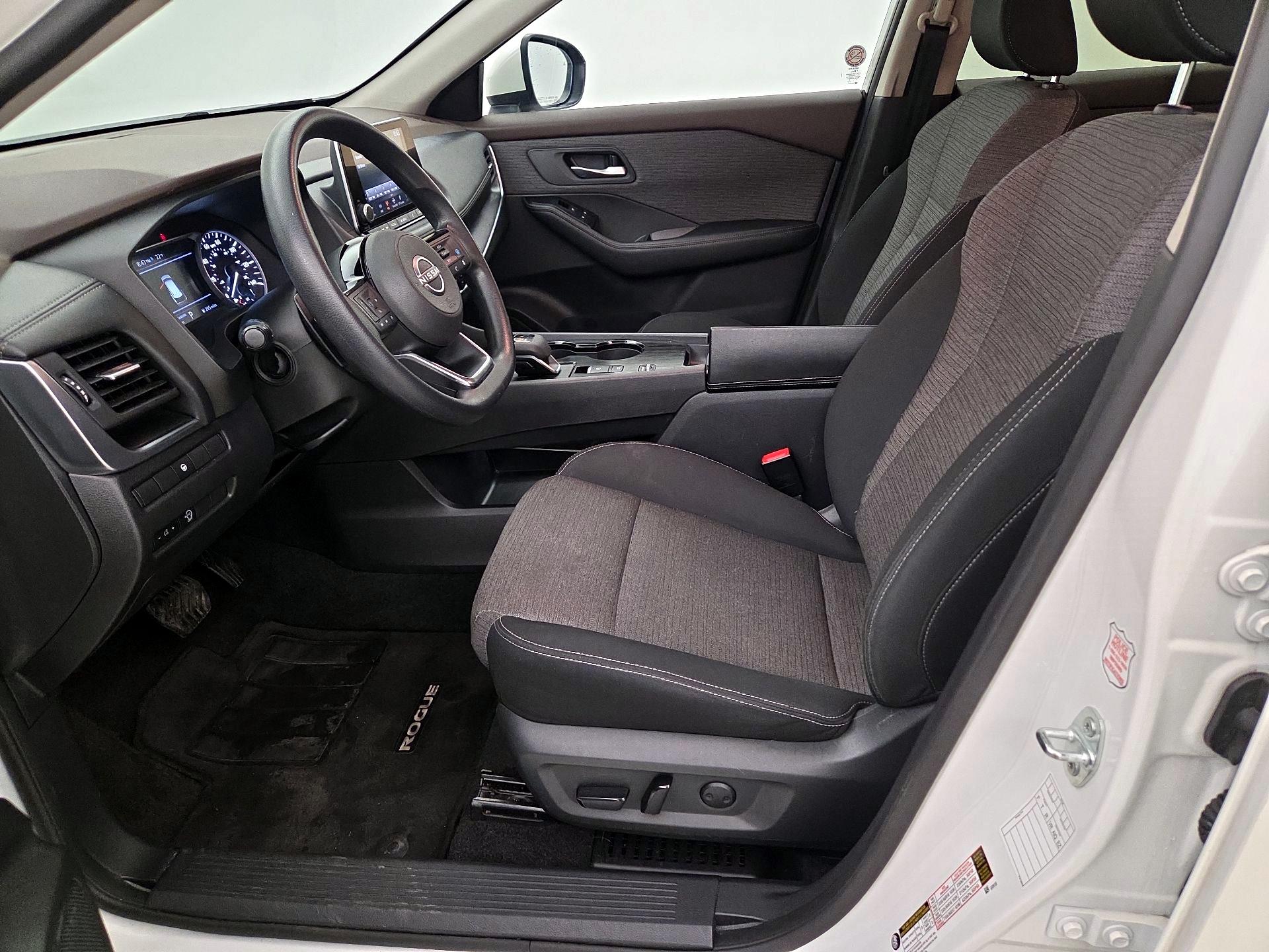 Thumbnail: 2023 Nissan Rogue - 11