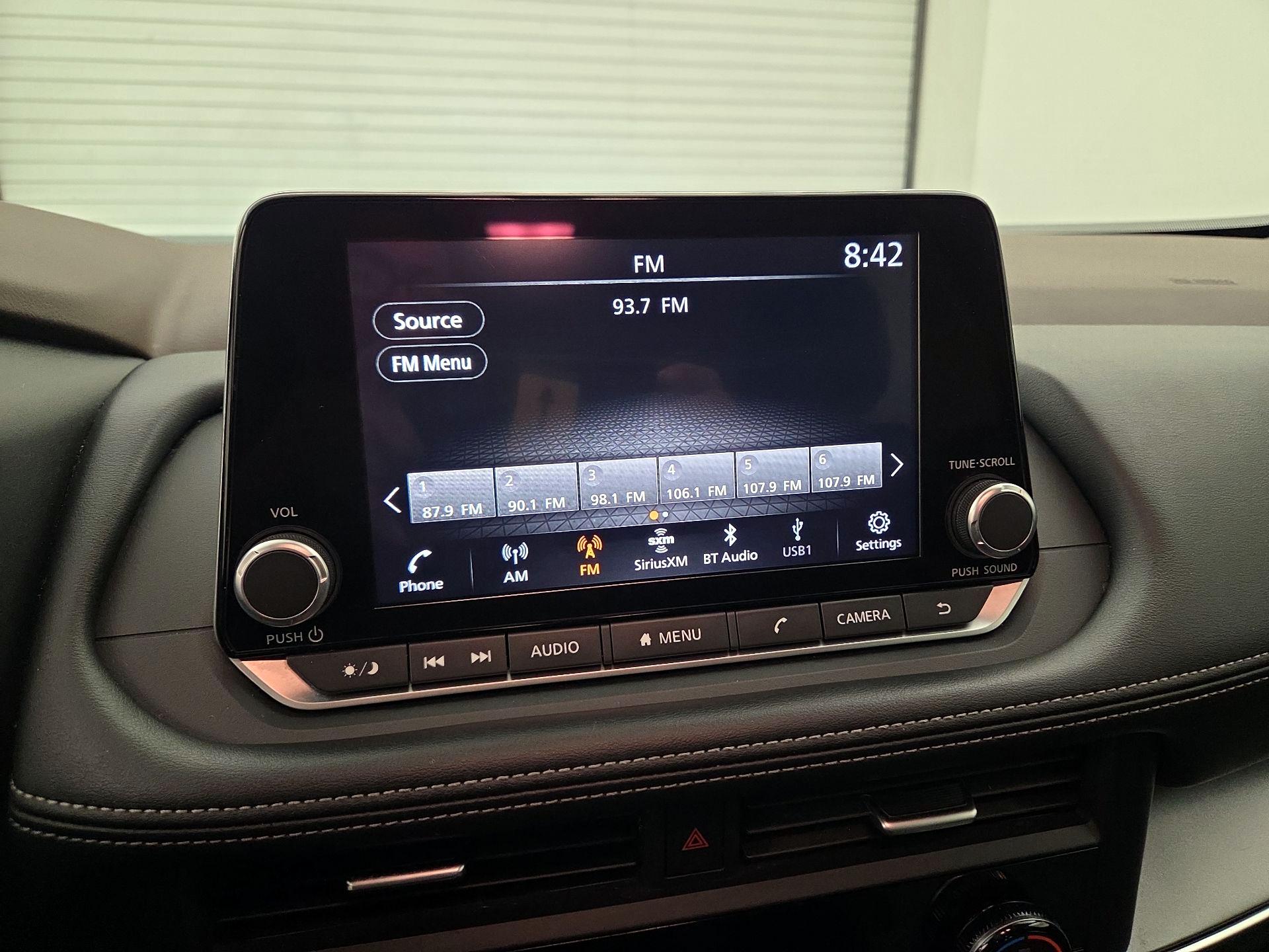 Thumbnail: 2023 Nissan Rogue - 15