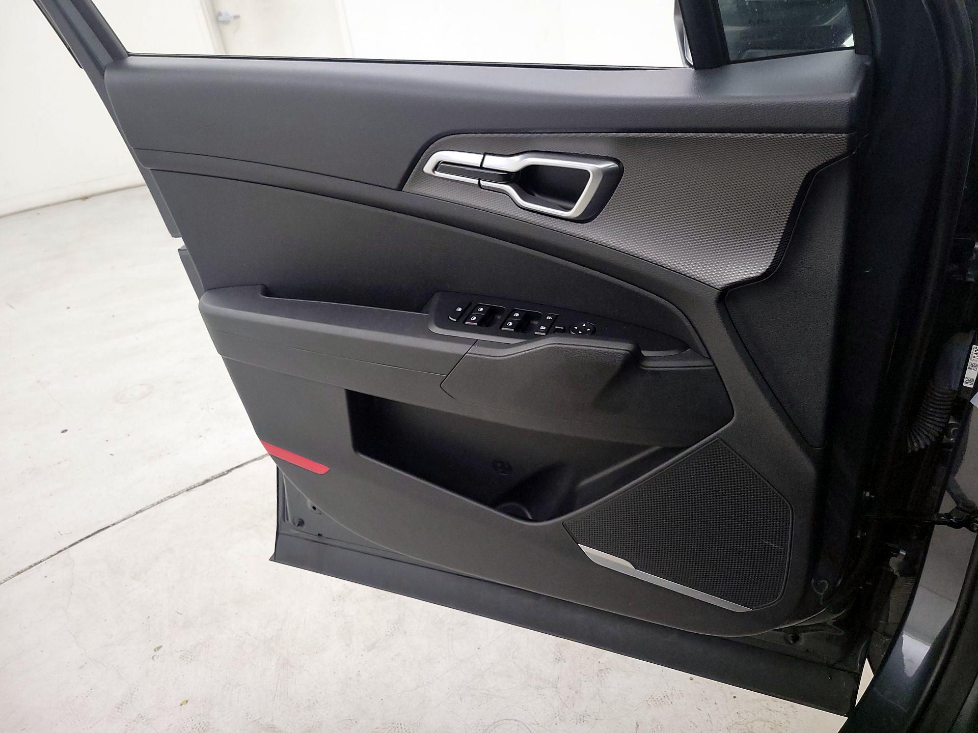 Thumbnail: 2024 Kia Sportage - 12