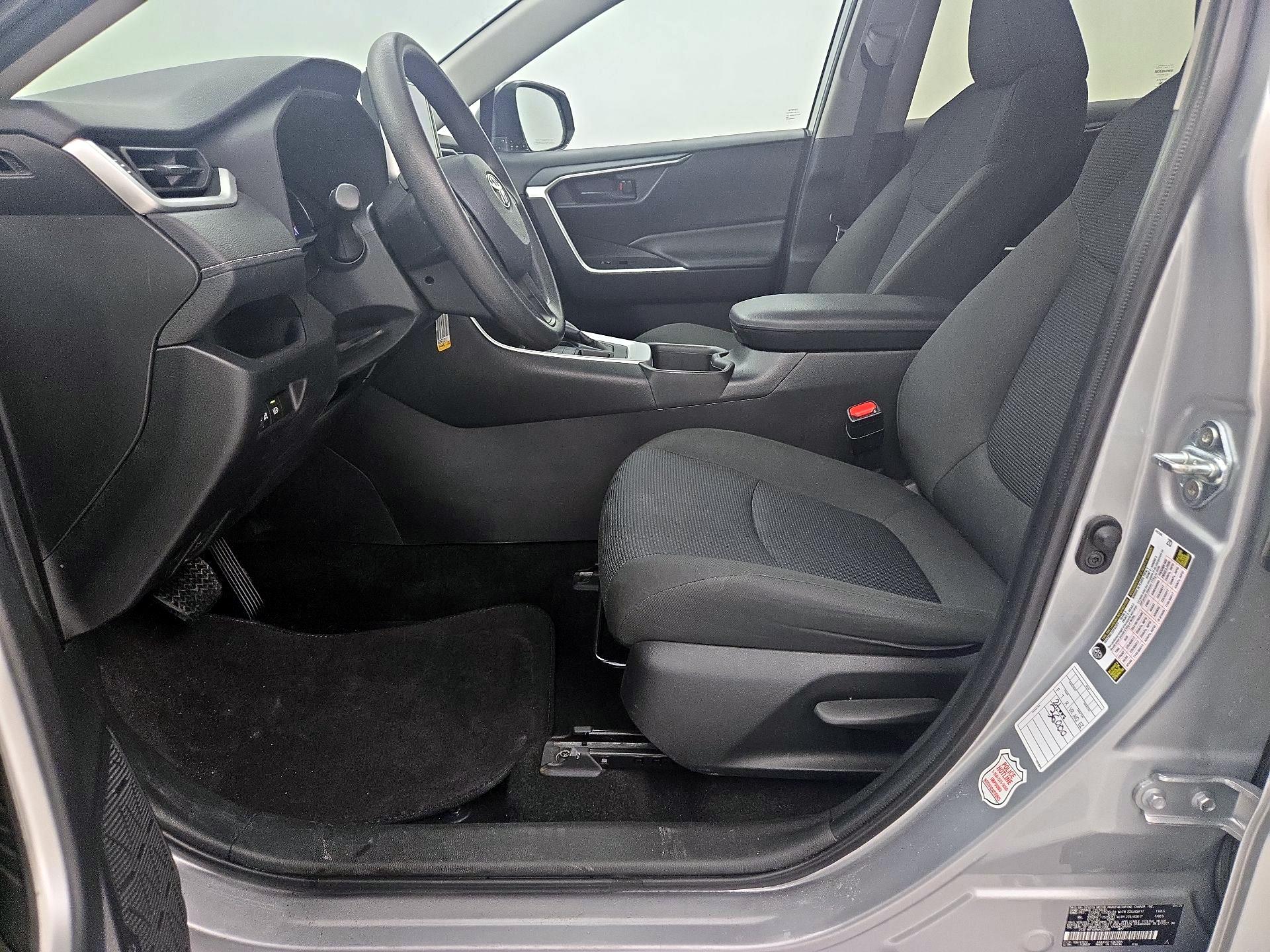 Thumbnail: 2024 Toyota RAV4 - 11