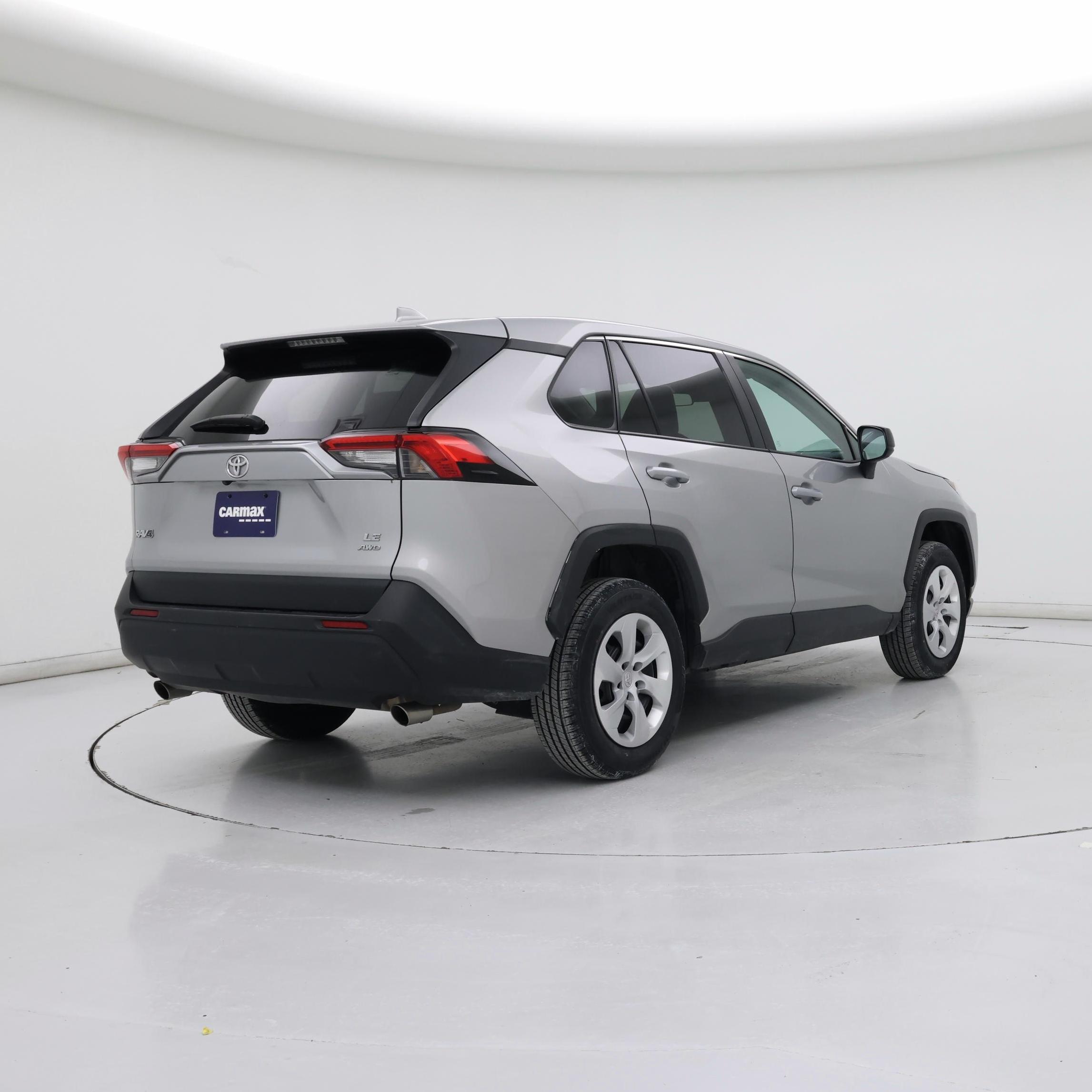 Thumbnail: 2024 Toyota RAV4 - 8