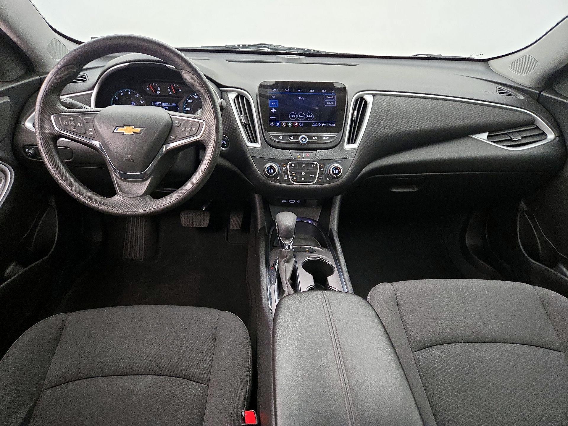 Thumbnail: 2024 Chevrolet Malibu - 9