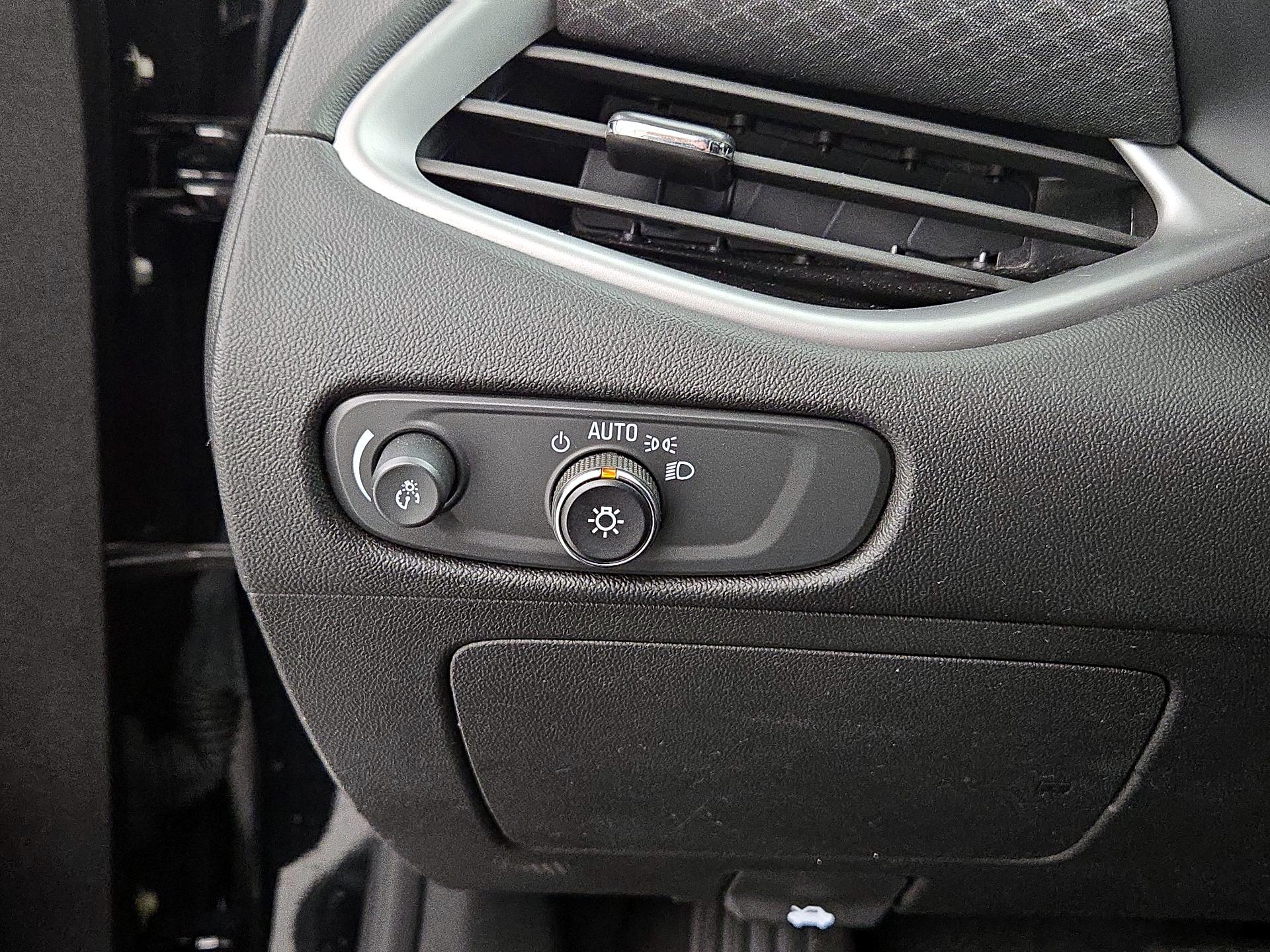 Thumbnail: 2024 Chevrolet Malibu - 13