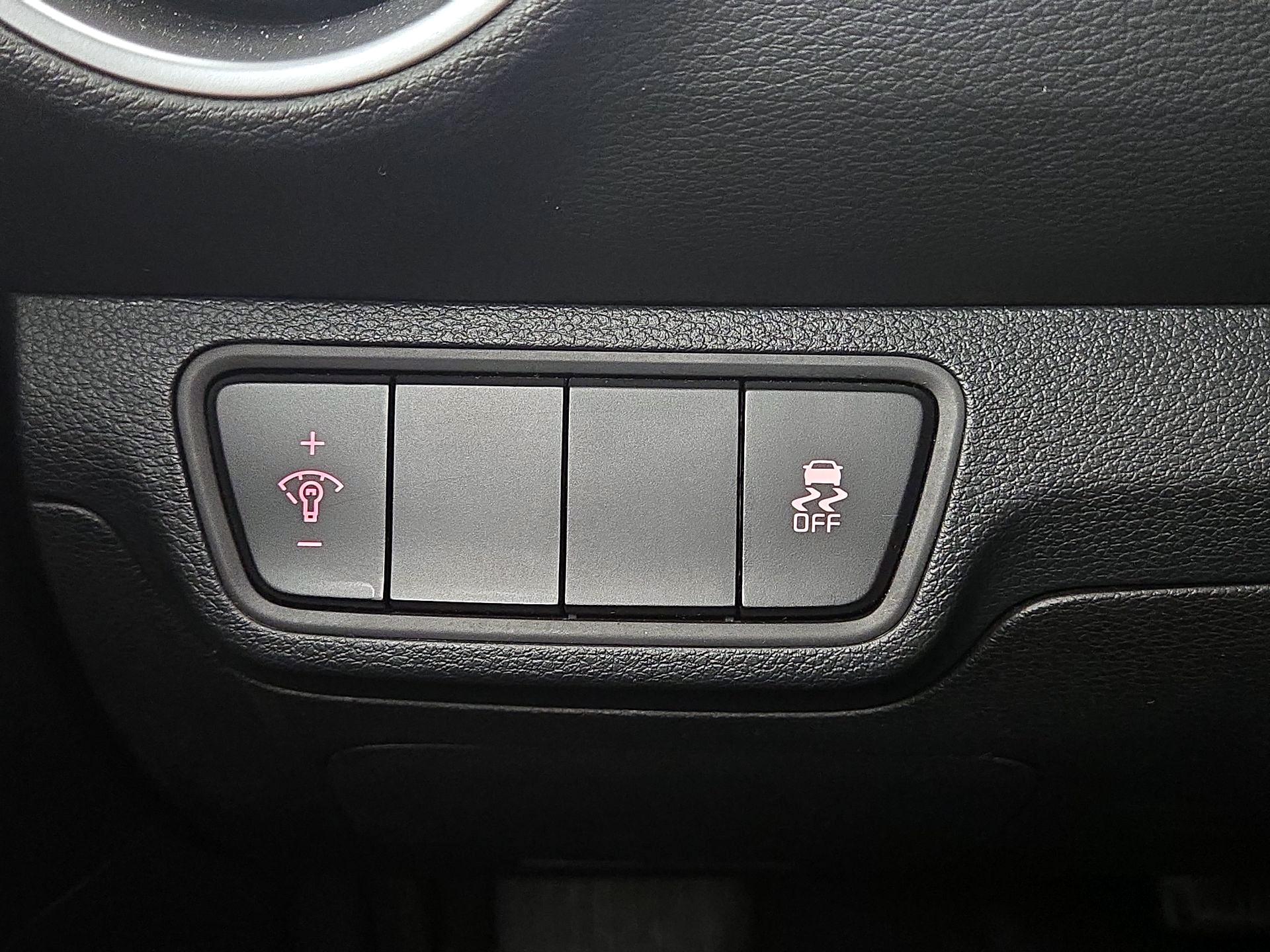 Thumbnail: 2024 Kia Forte - 13