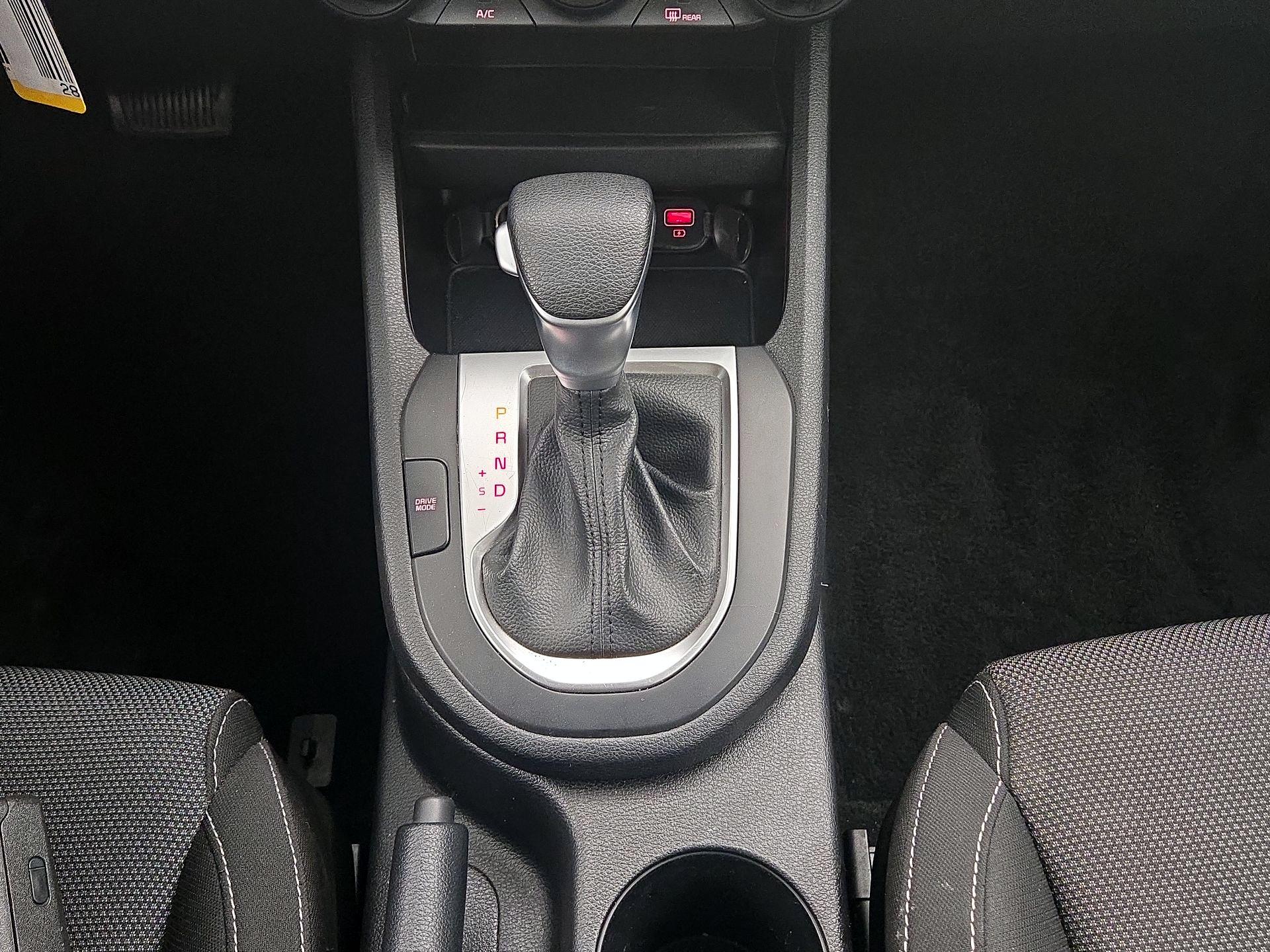 Thumbnail: 2024 Kia Forte - 17