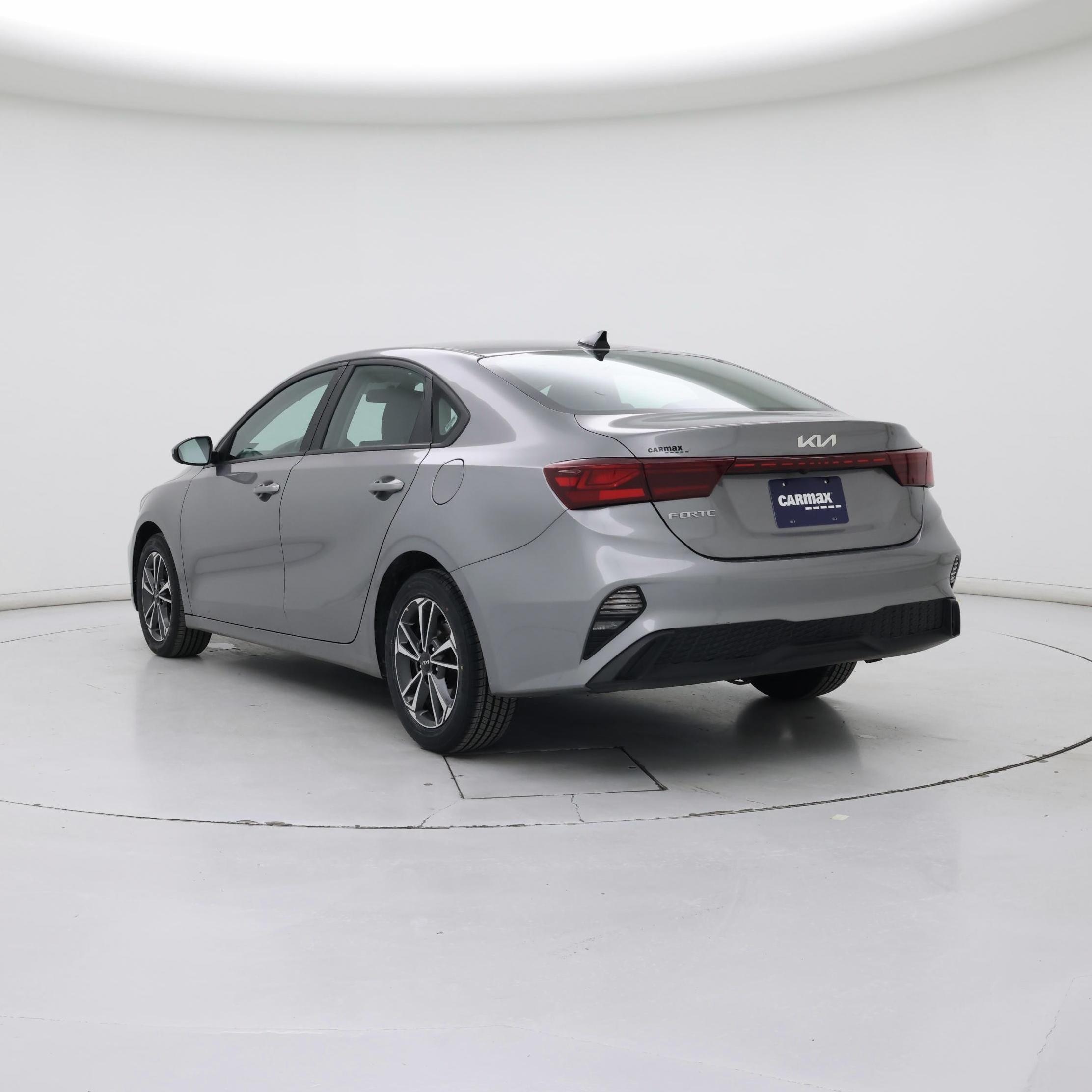 Thumbnail: 2024 Kia Forte - 2