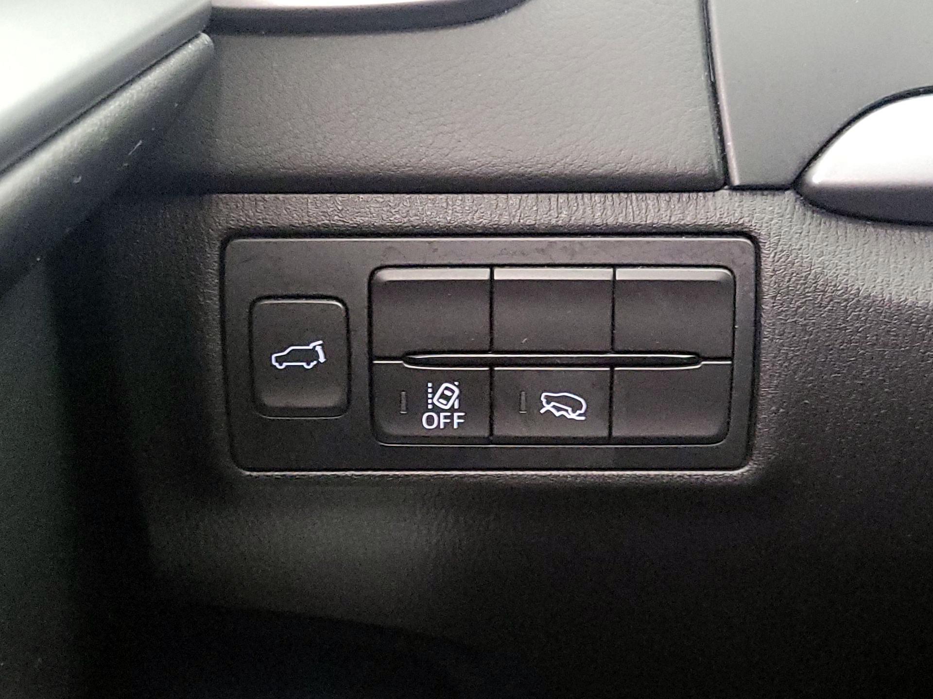 Thumbnail: 2023 Mazda CX-9 - 13