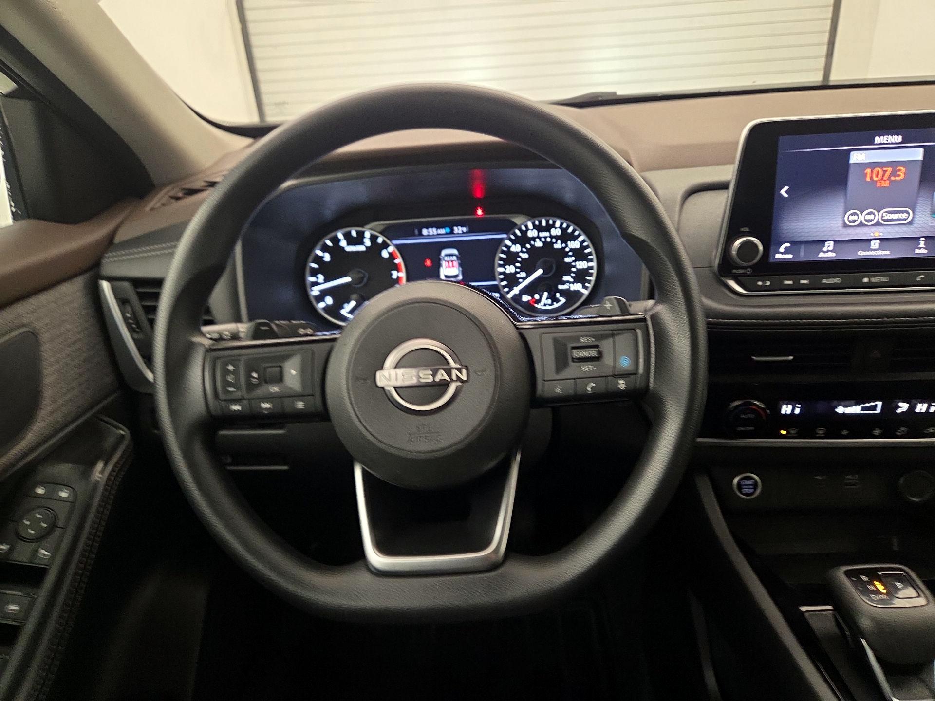 Thumbnail: 2023 Nissan Rogue - 10