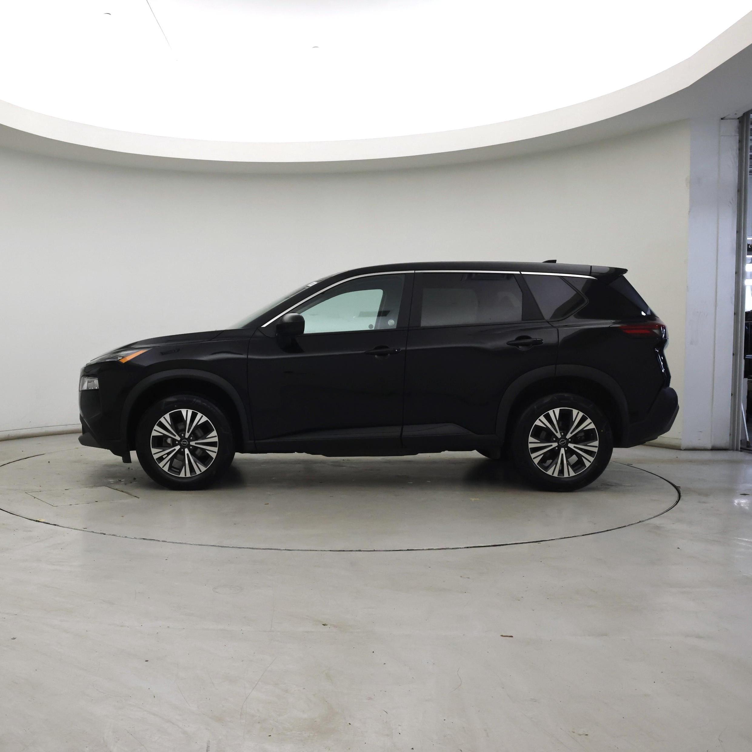 Thumbnail: 2023 Nissan Rogue - 3