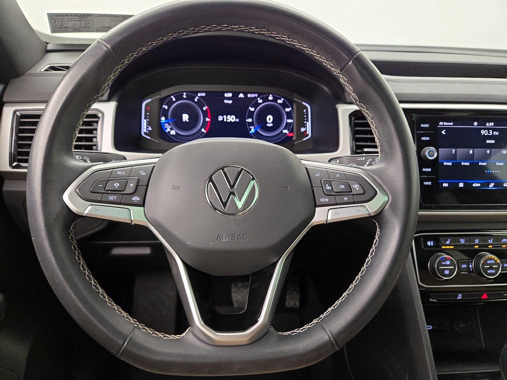 Thumbnail: 2022 Volkswagen Atlas - 10