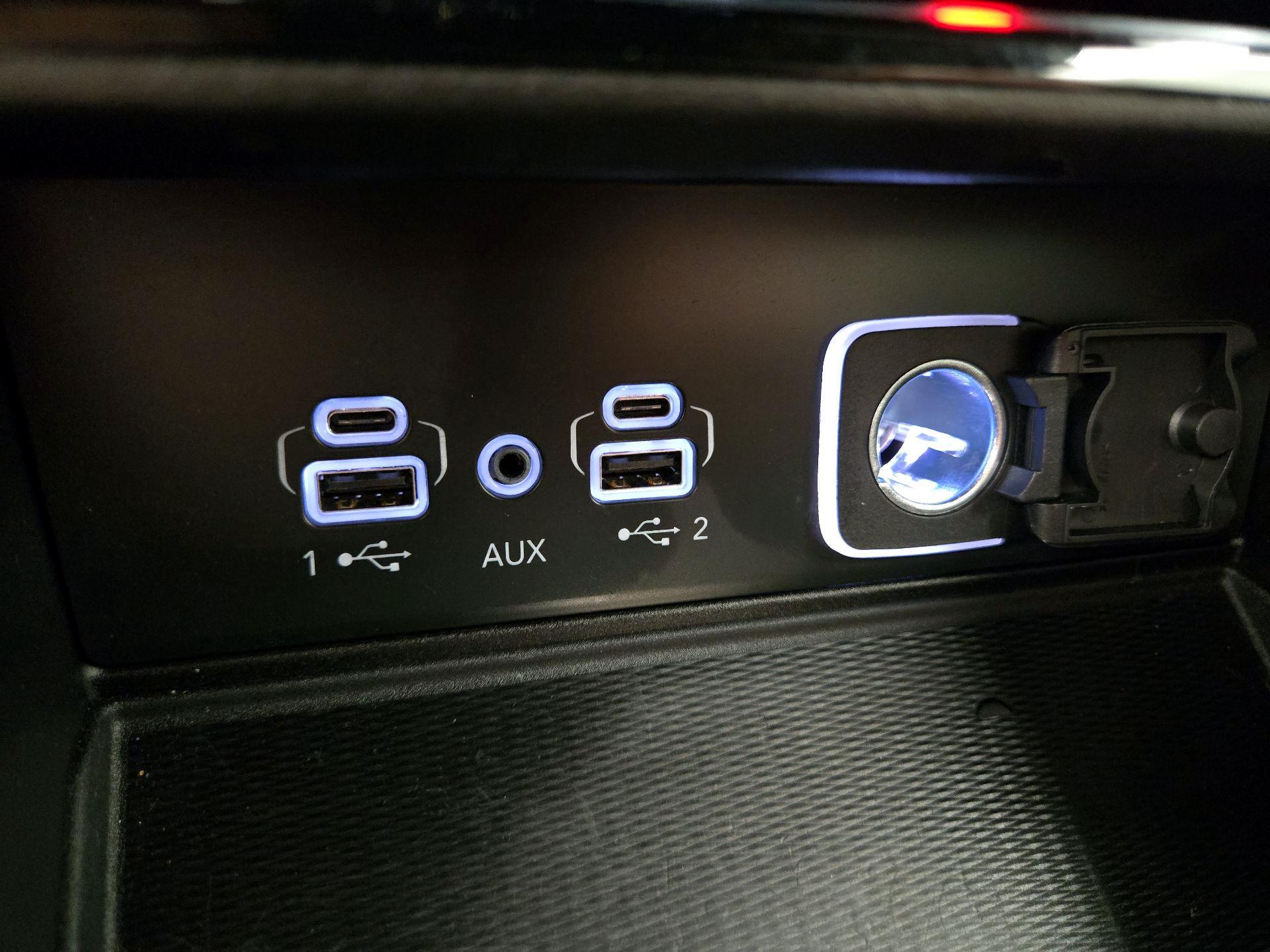 Thumbnail: 2023 Jeep Grand Cherokee - 18