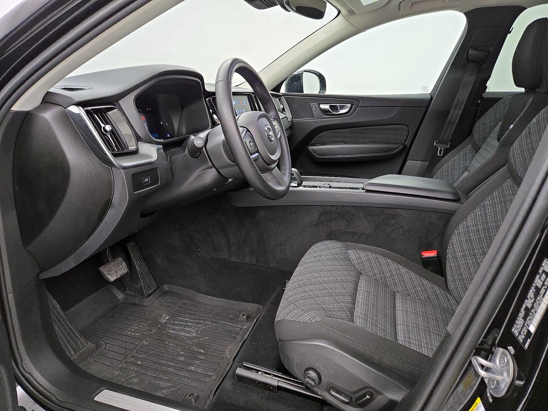 Thumbnail: 2024 Volvo XC60 - 11