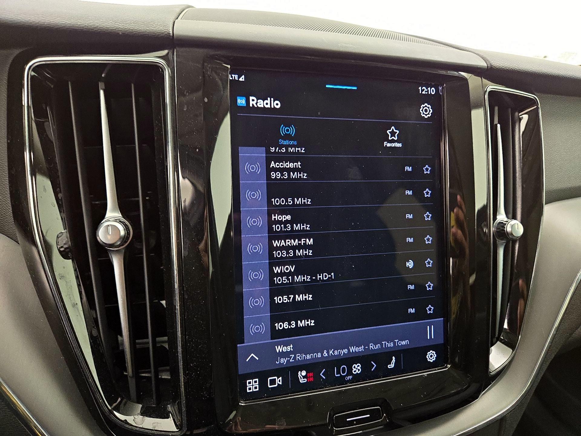 Thumbnail: 2024 Volvo XC60 - 15