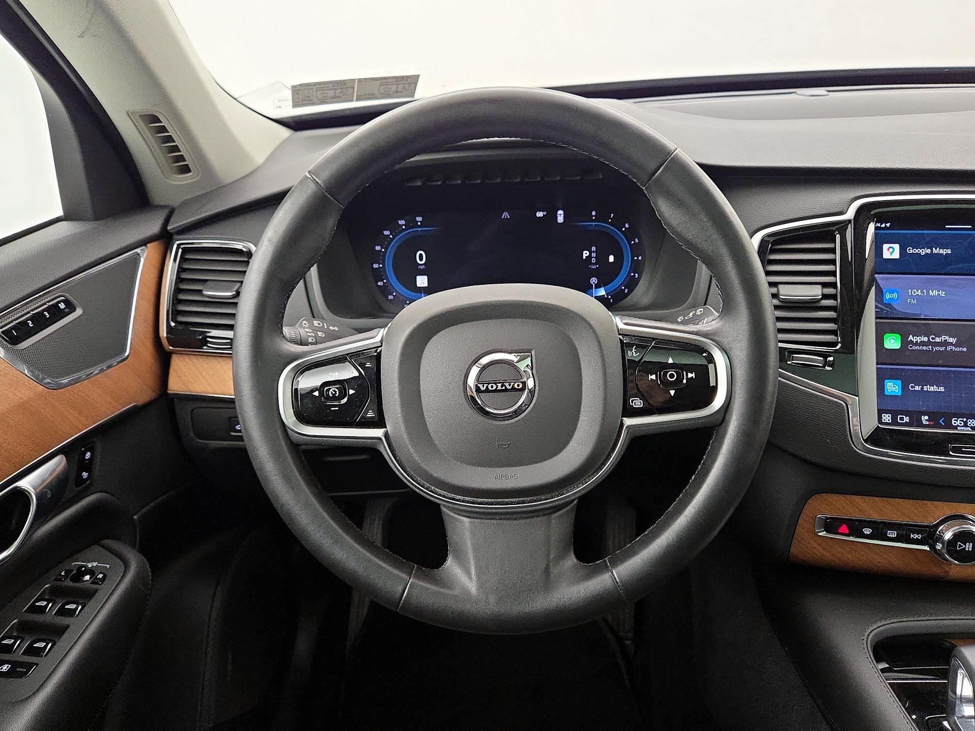 Thumbnail: 2023 Volvo XC90 - 10