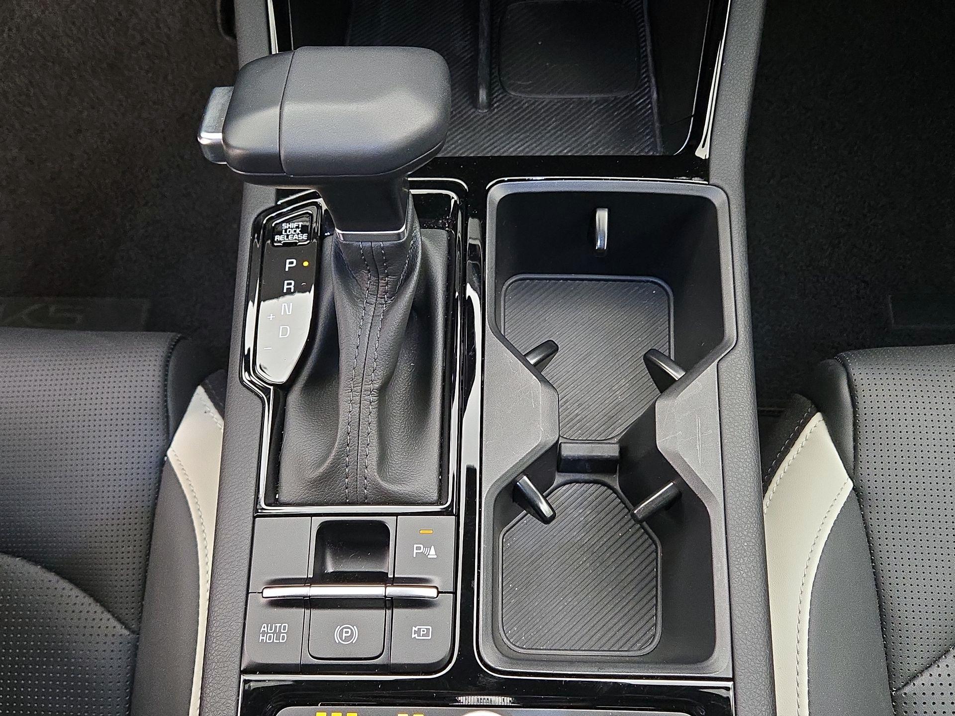 Thumbnail: 2025 Kia K5 - 17