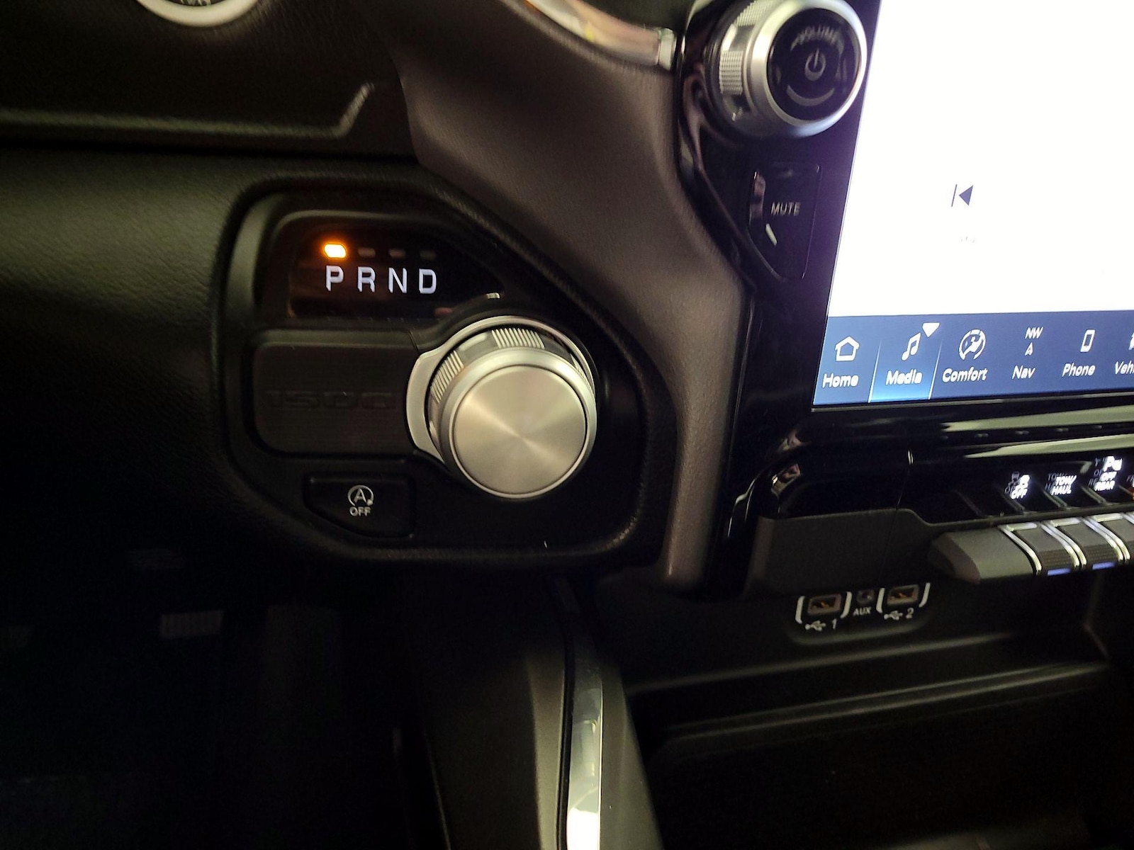 2024 RAM Ram 1500 Pickup Laramie - Photo 19