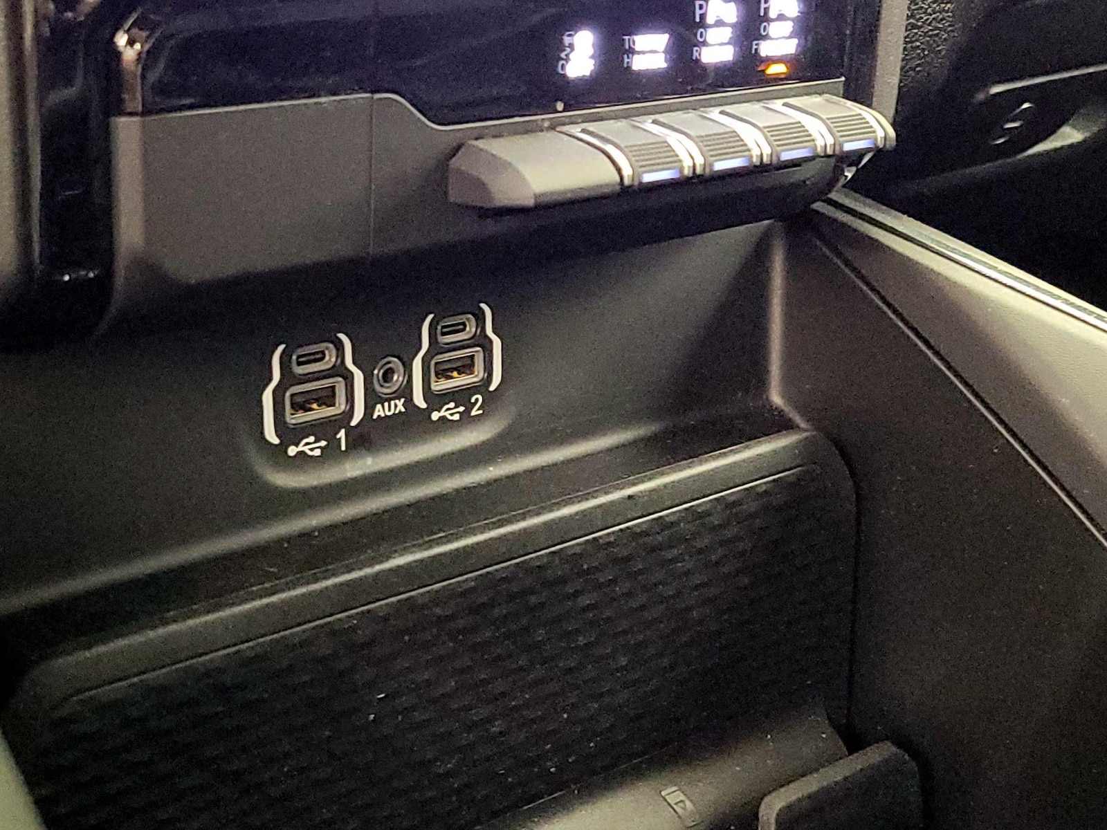2024 RAM Ram 1500 Pickup Laramie - Photo 20