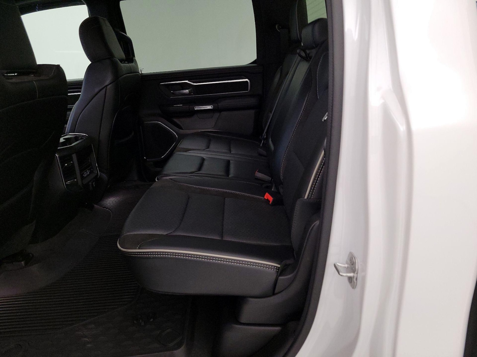 2024 RAM Ram 1500 Pickup Laramie - Photo 21