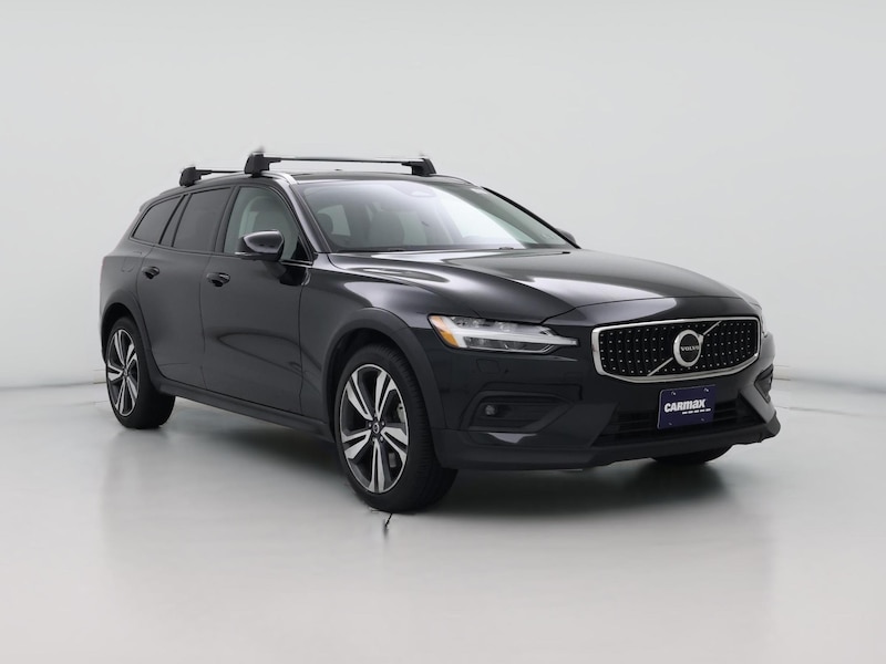 2023 Volvo V60 Cross Country B5 Plus