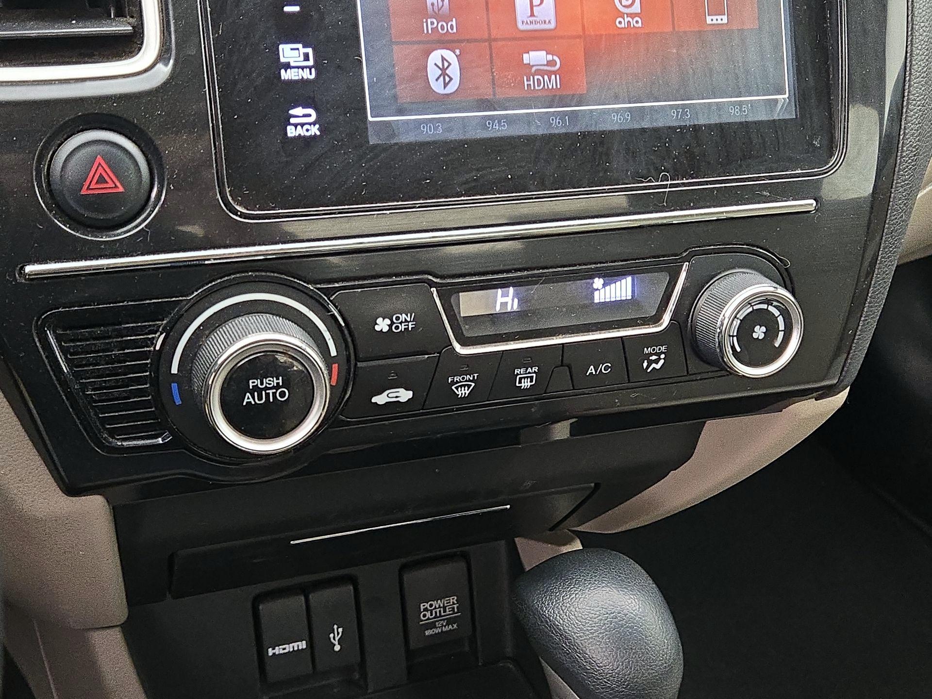 Thumbnail: 2015 Honda Civic - 17