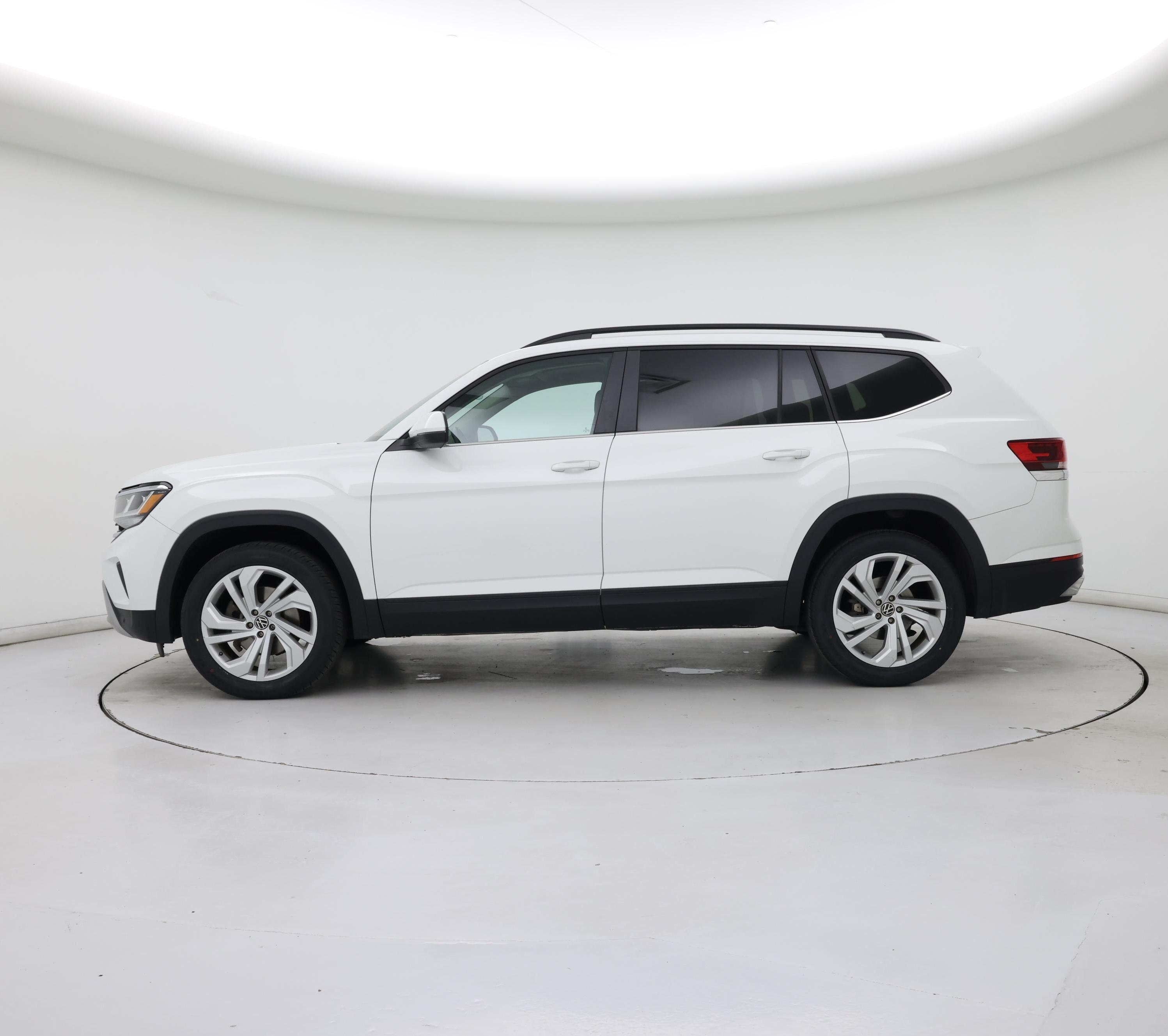 Thumbnail: 2021 Volkswagen Atlas - 3