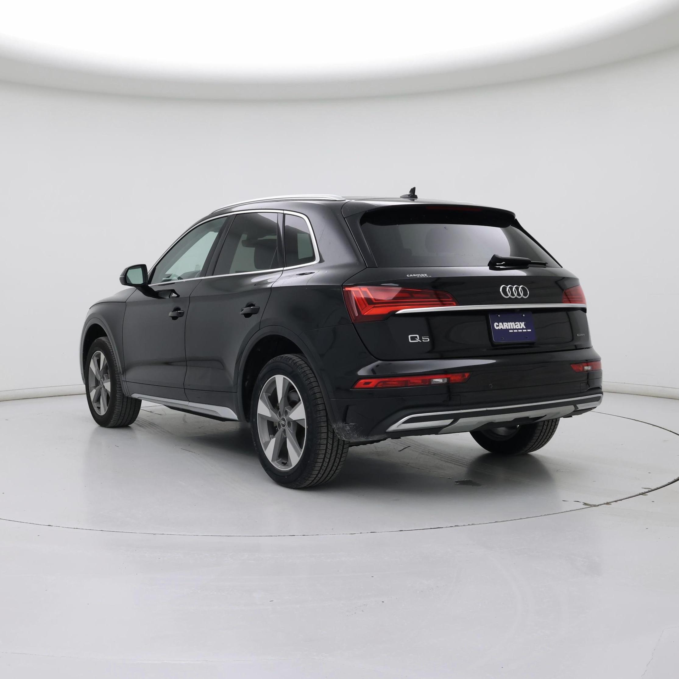 Thumbnail: 2023 Audi Q5 - 2