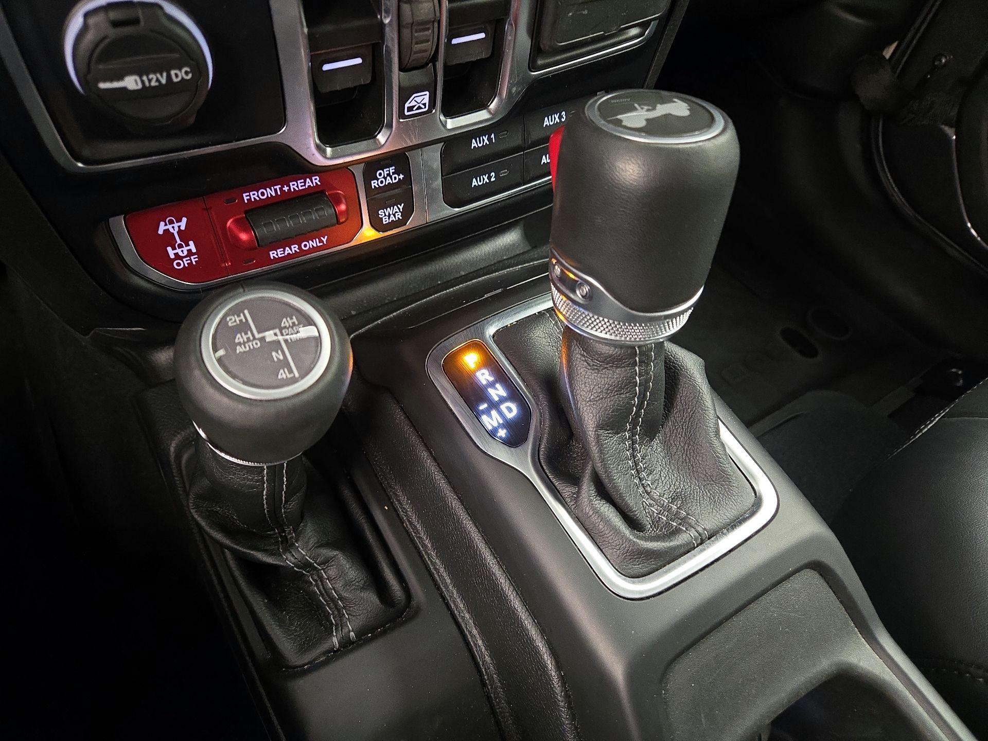 Thumbnail: 2024 Jeep Wrangler - 17