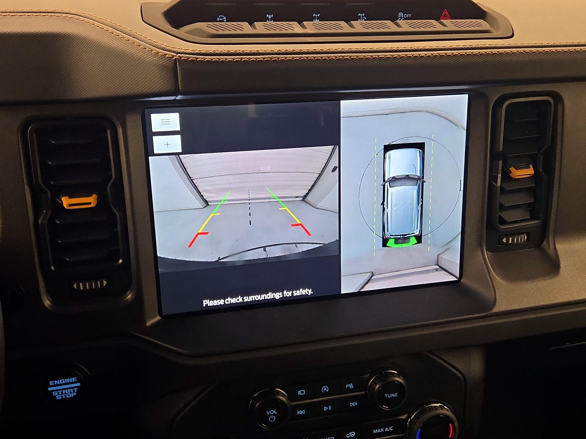 Thumbnail: 2024 Ford Bronco - 15