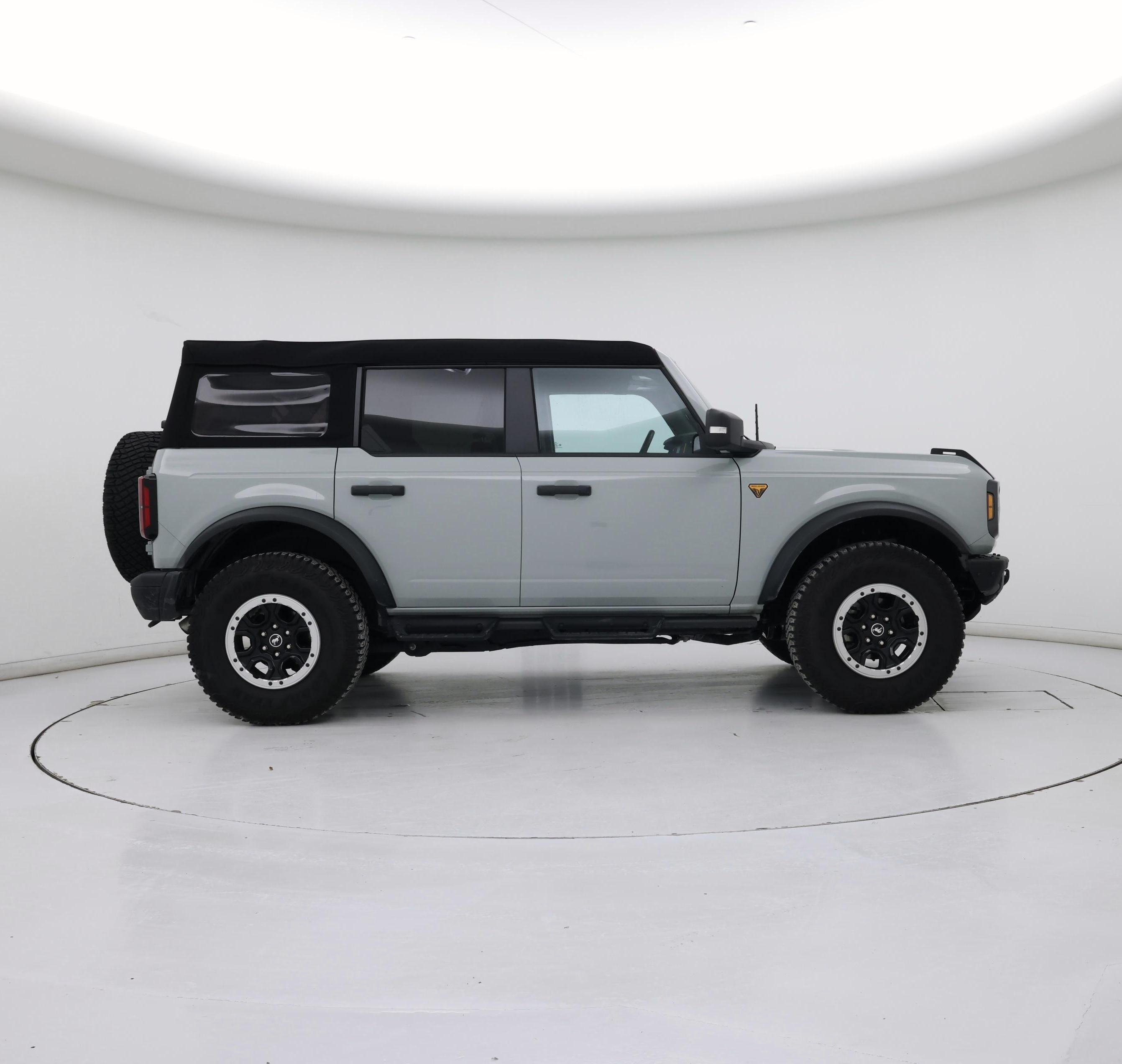 Thumbnail: 2024 Ford Bronco - 7